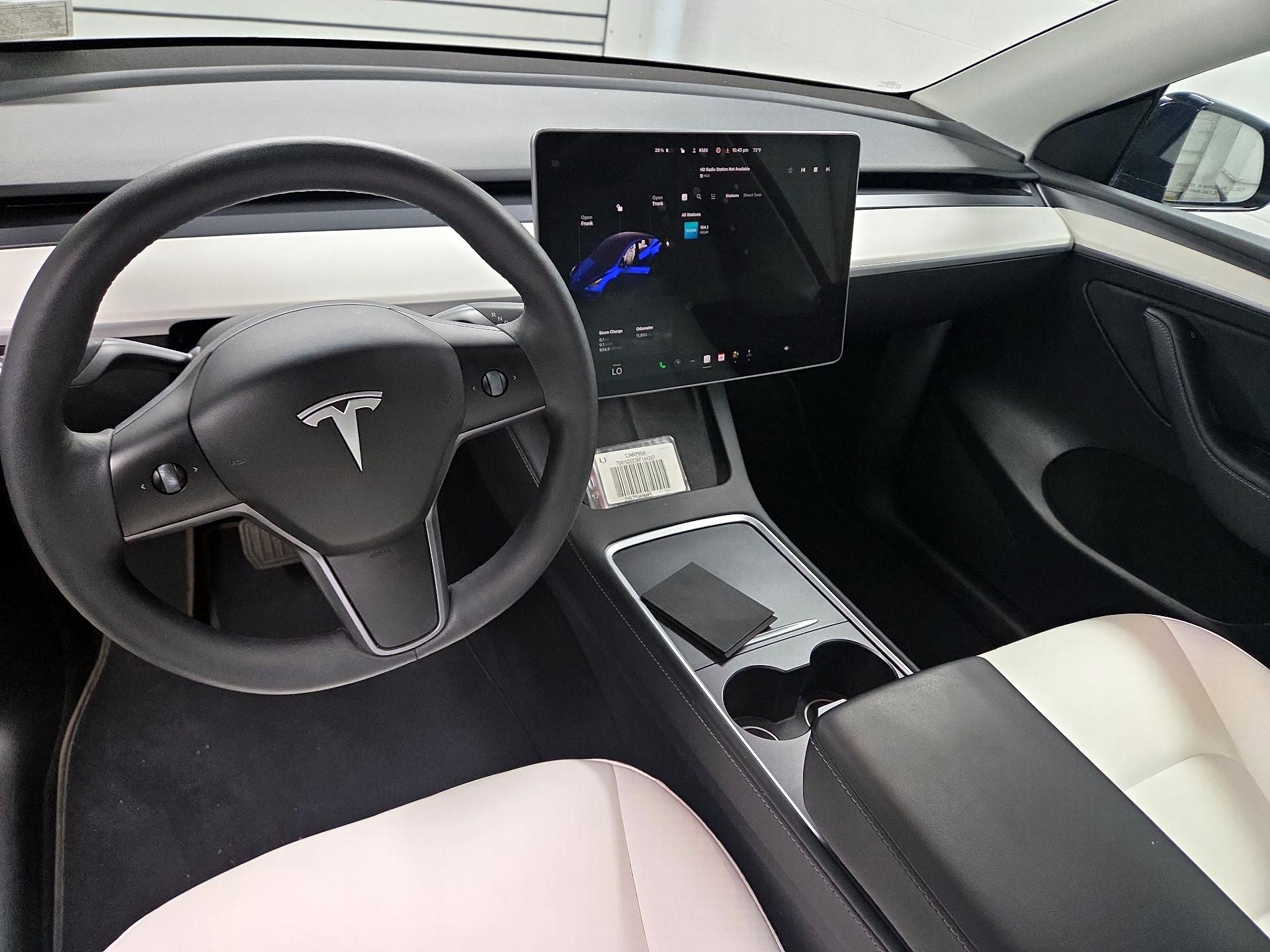 Thumbnail: 2024 Tesla Model Y - 9