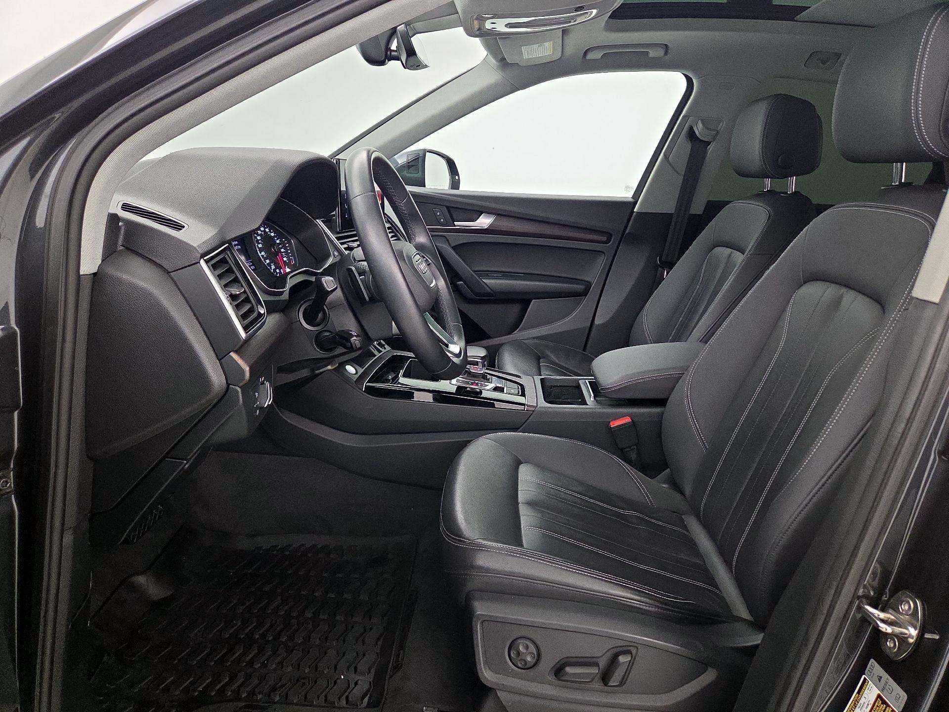 Thumbnail: 2021 Audi Q5 - 11