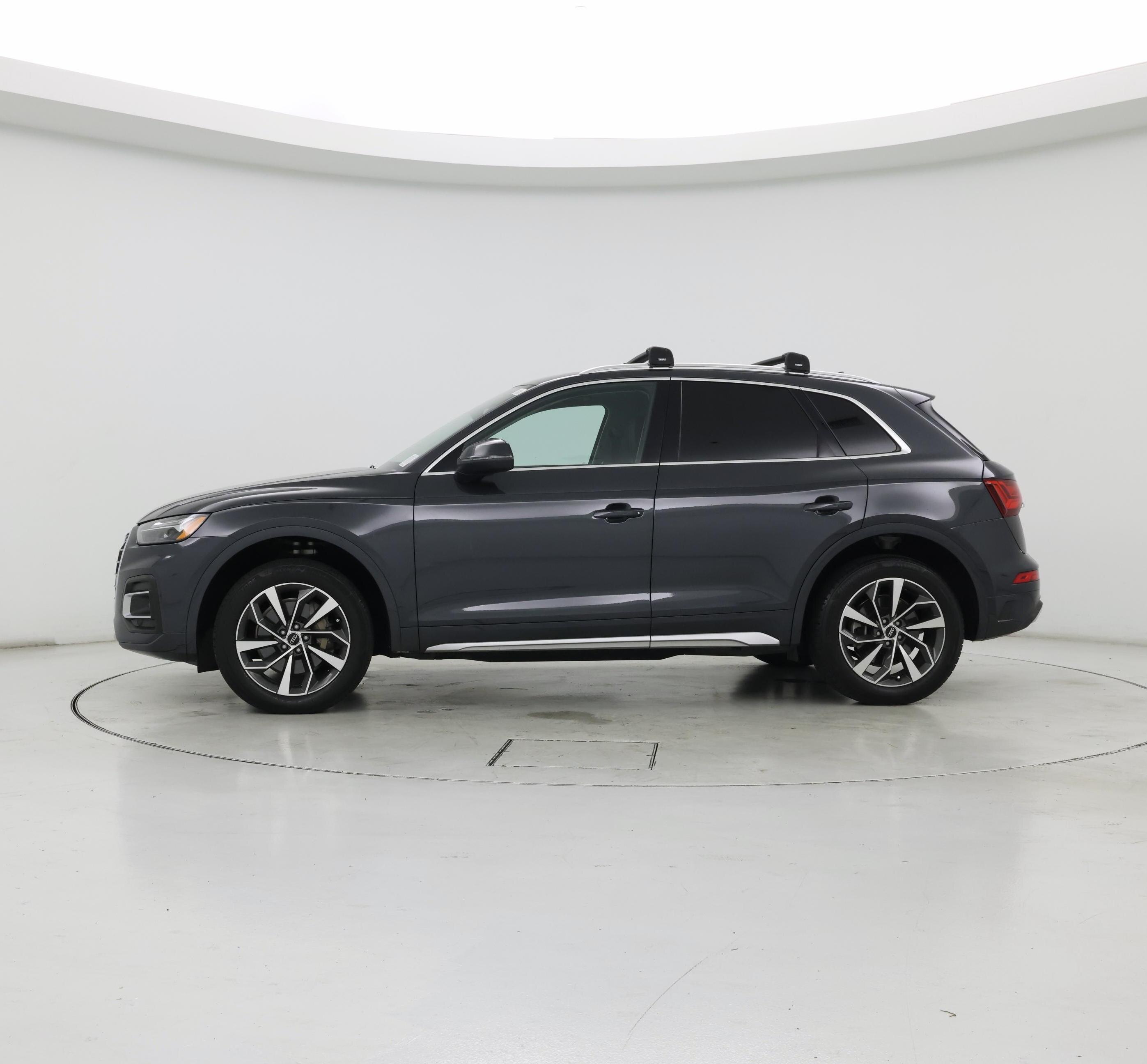 Thumbnail: 2021 Audi Q5 - 3