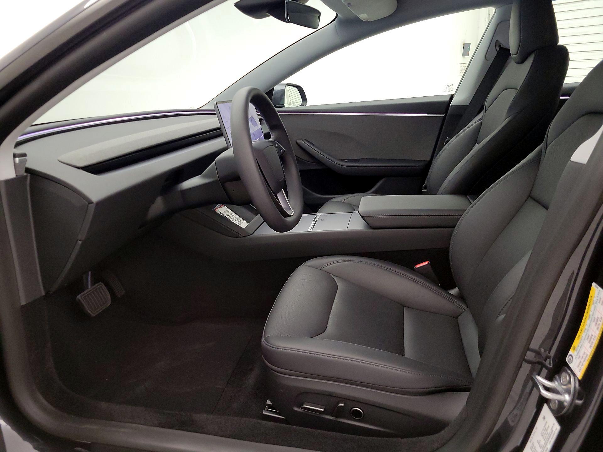 Thumbnail: 2025 Tesla Model 3 - 11