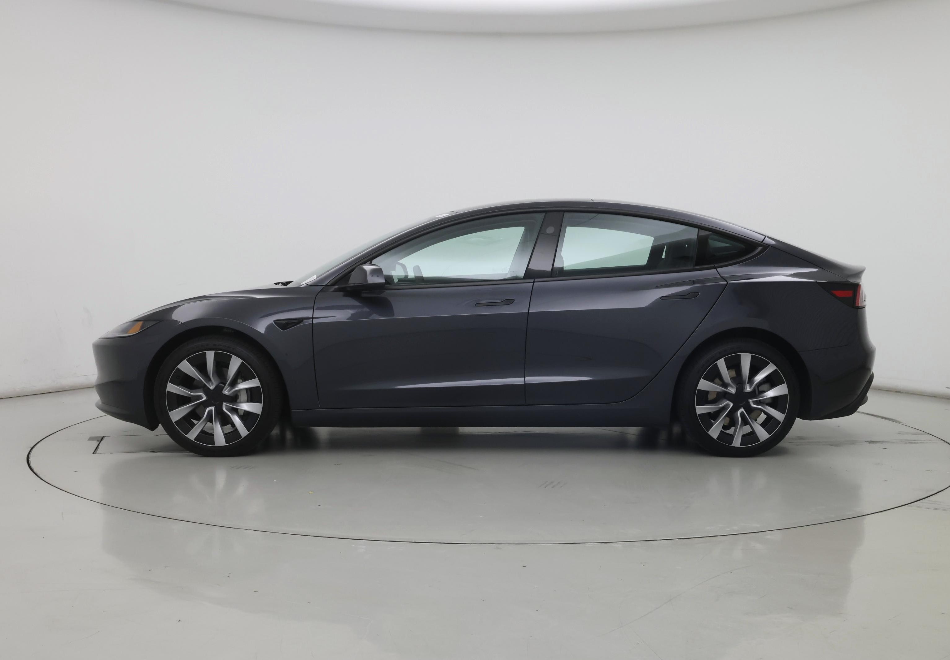 Thumbnail: 2025 Tesla Model 3 - 3