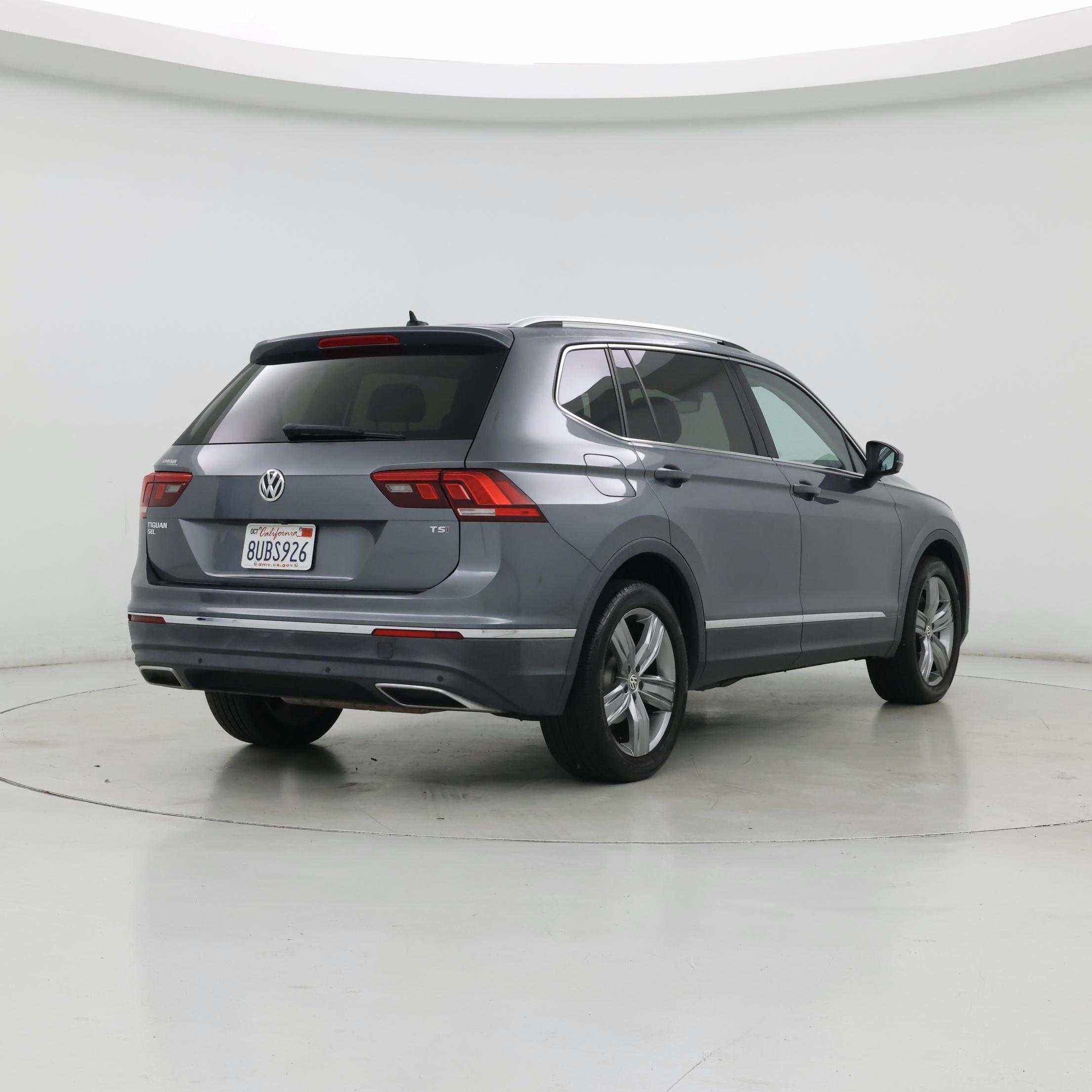 Thumbnail: 2018 Volkswagen Tiguan - 8