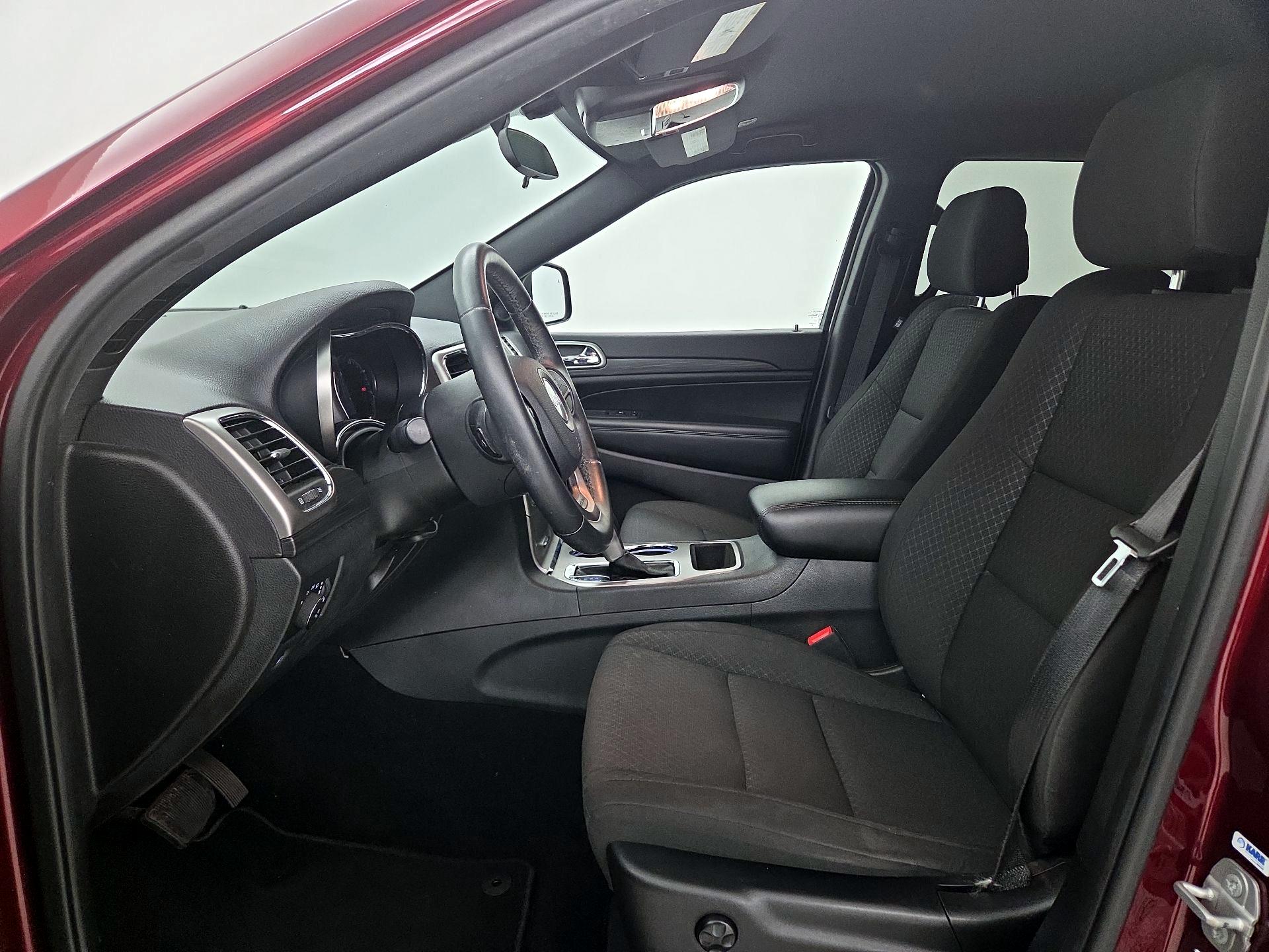 Thumbnail: 2019 Jeep Grand Cherokee - 11