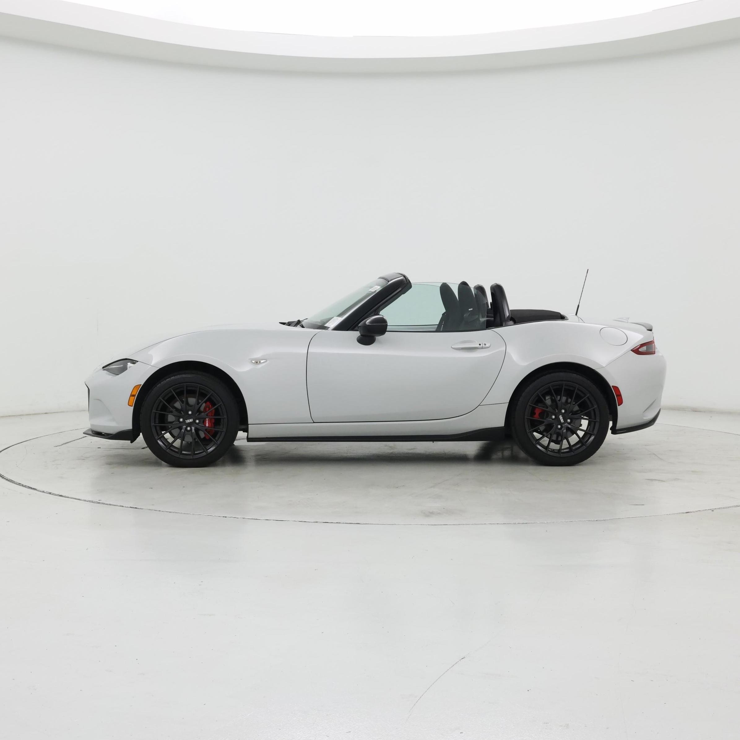 Thumbnail: 2016 Mazda MX-5 Miata - 3