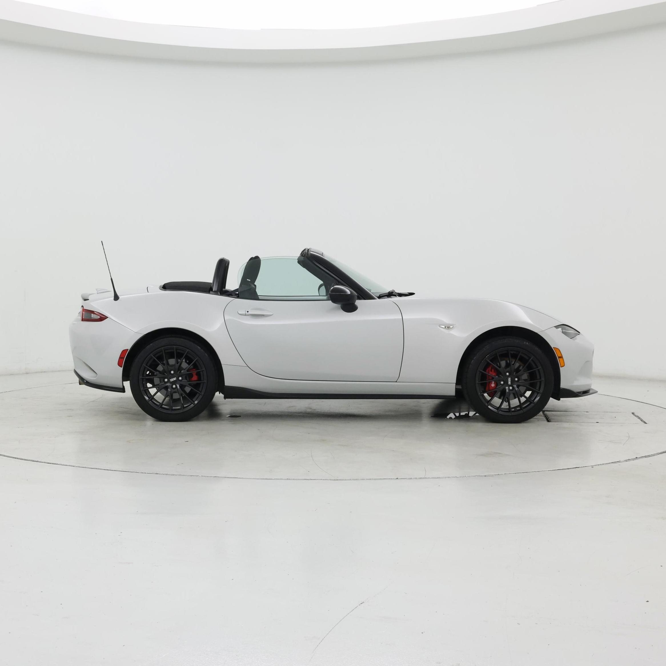 Thumbnail: 2016 Mazda MX-5 Miata - 7