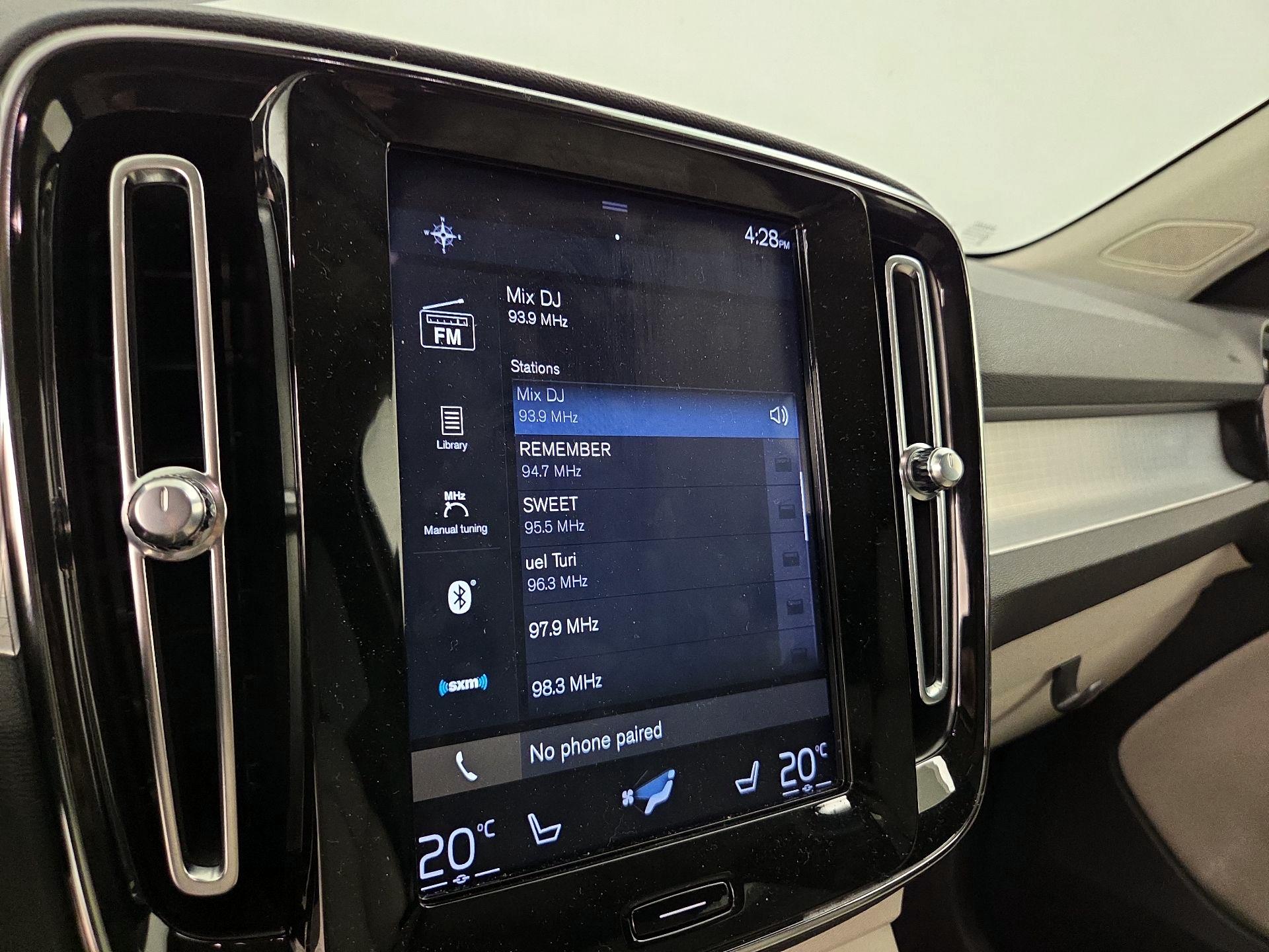 Thumbnail: 2020 Volvo XC40 - 15