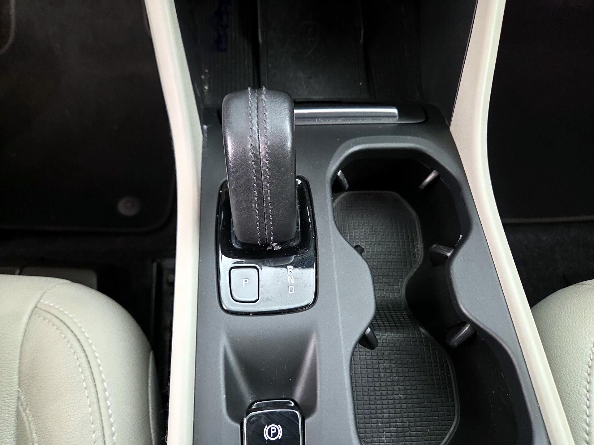 Thumbnail: 2020 Volvo XC40 - 17