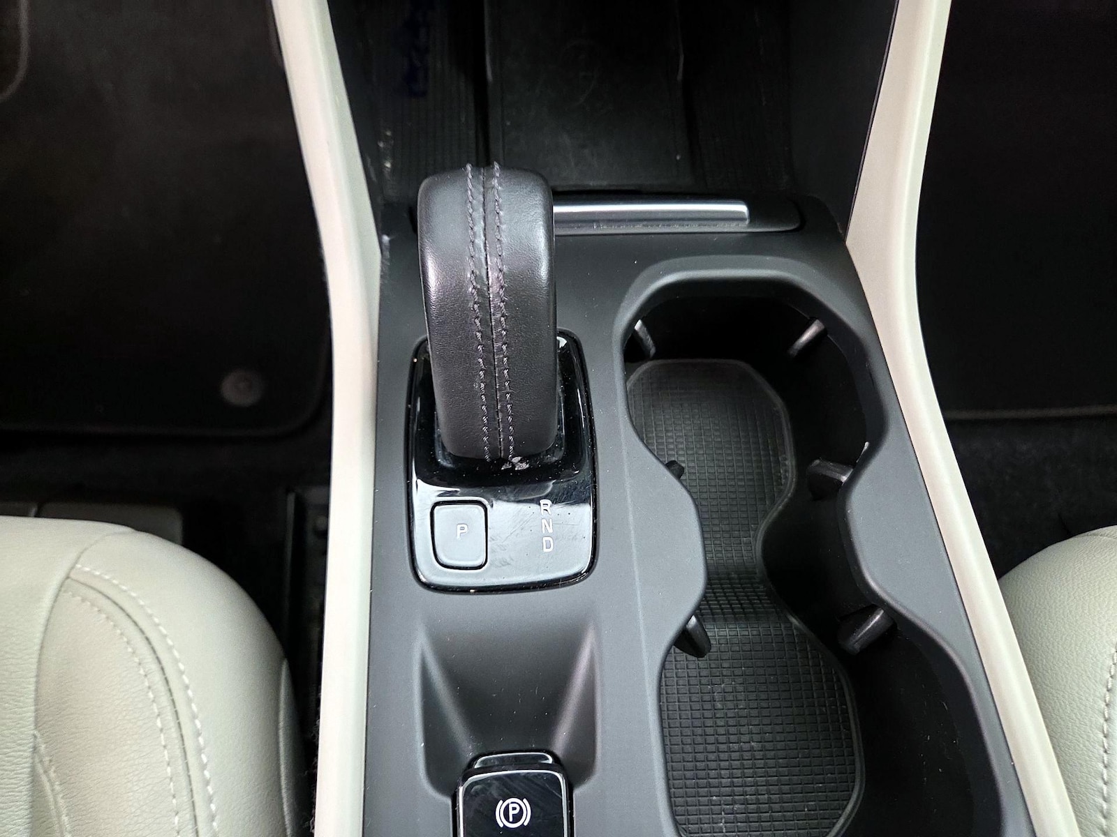 2020 Volvo XC40 Momentum - Photo 18