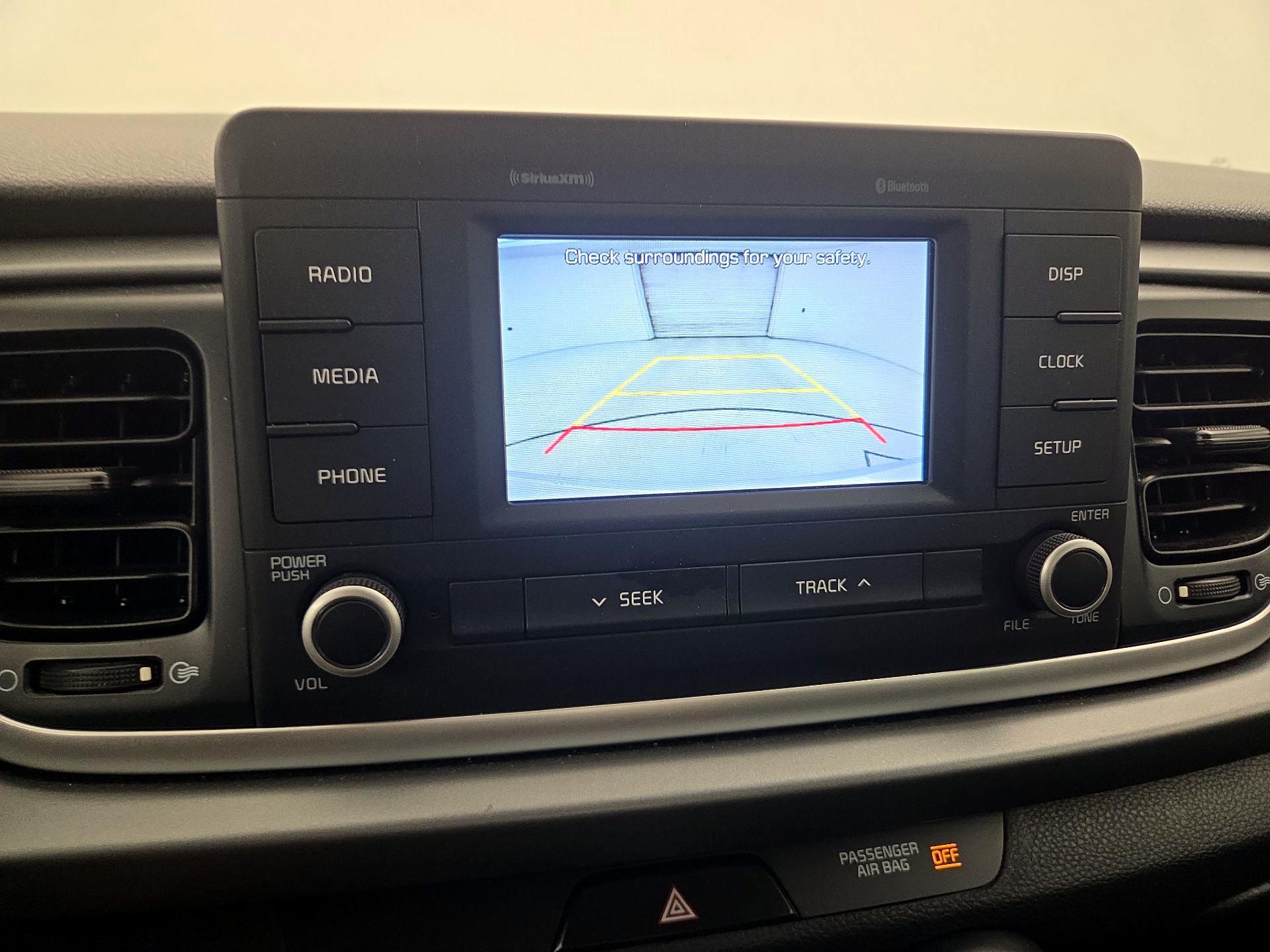 Thumbnail: 2019 Kia Rio - 14