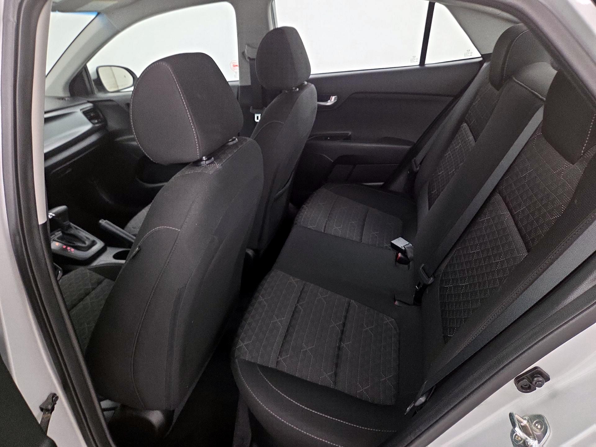 Thumbnail: 2019 Kia Rio - 19
