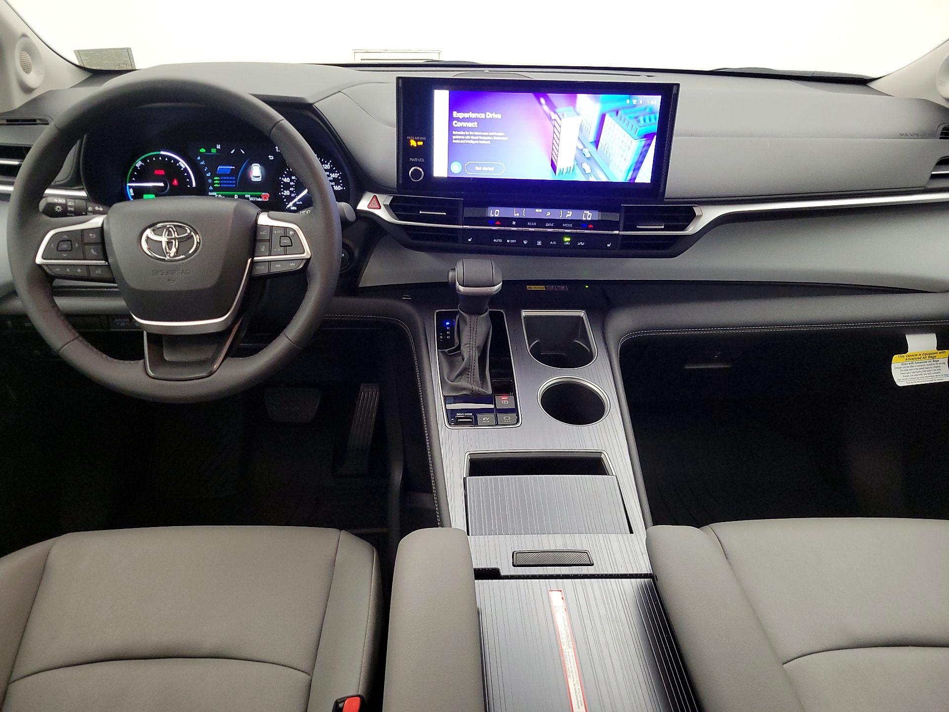 Thumbnail: 2026 Toyota Sienna - 9