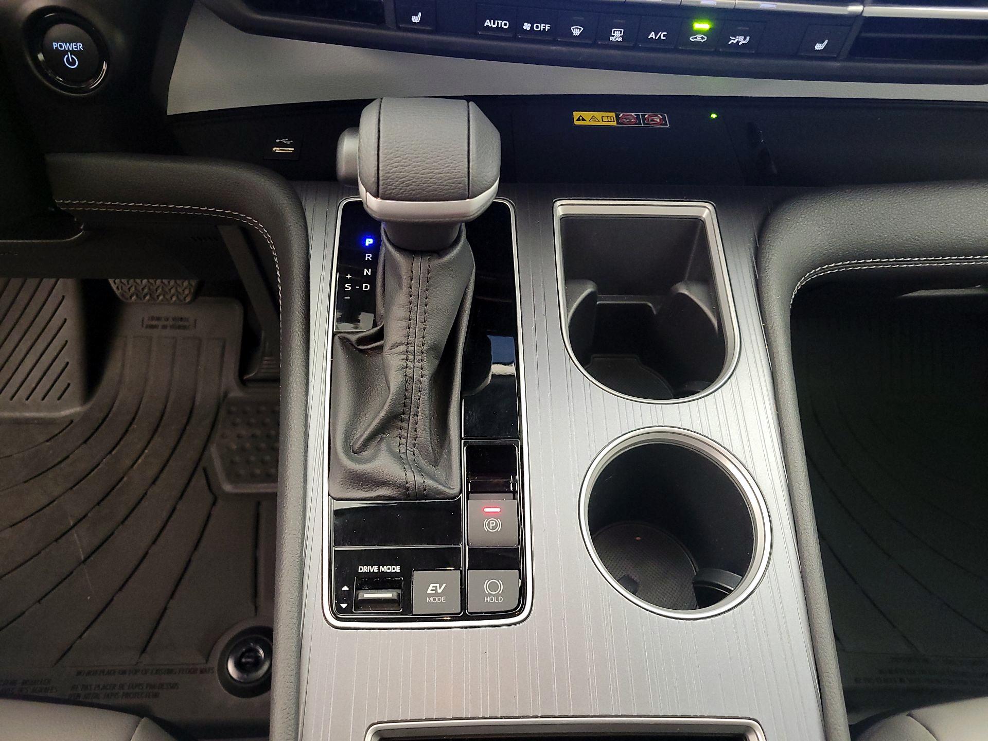 Thumbnail: 2026 Toyota Sienna - 17