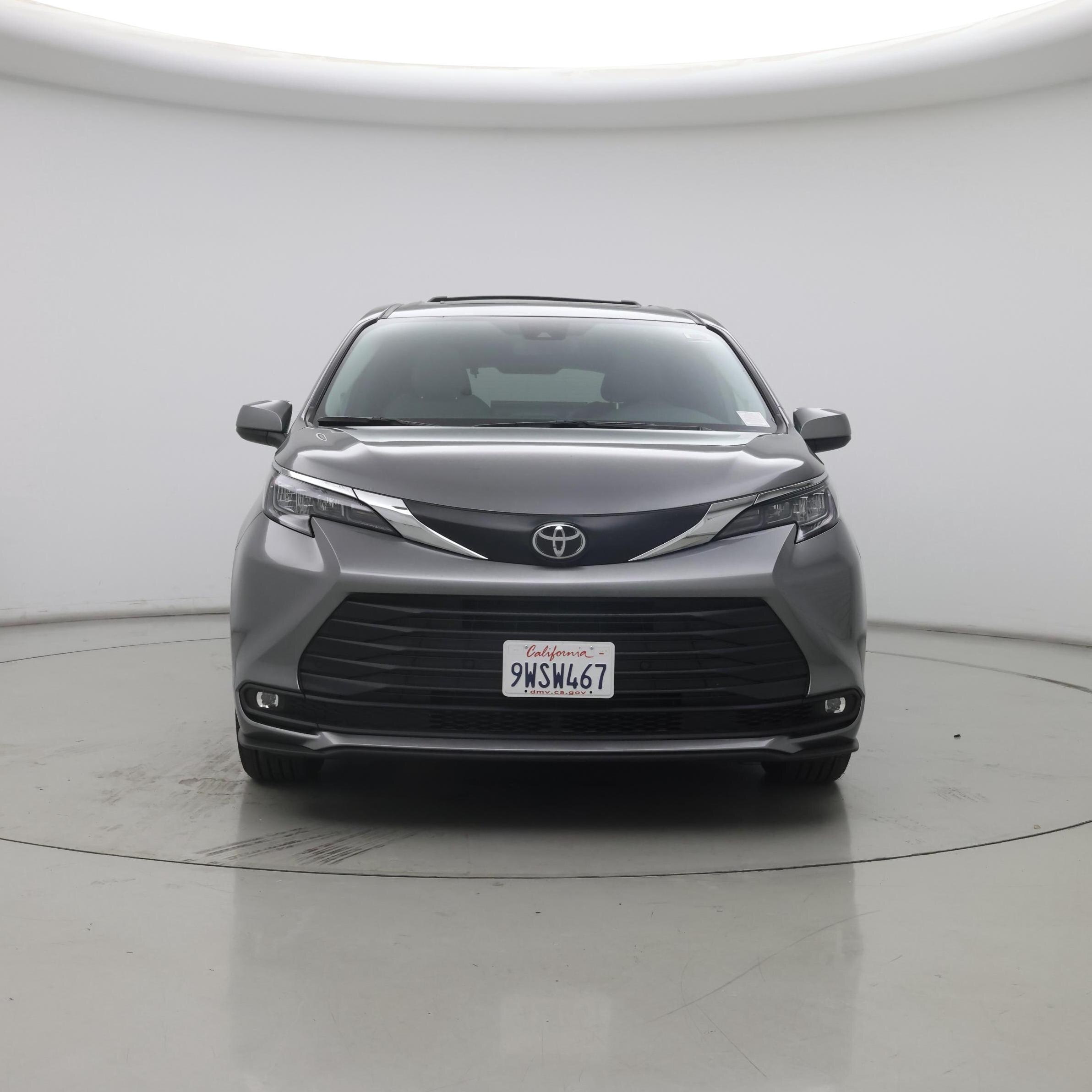 Thumbnail: 2026 Toyota Sienna - 5