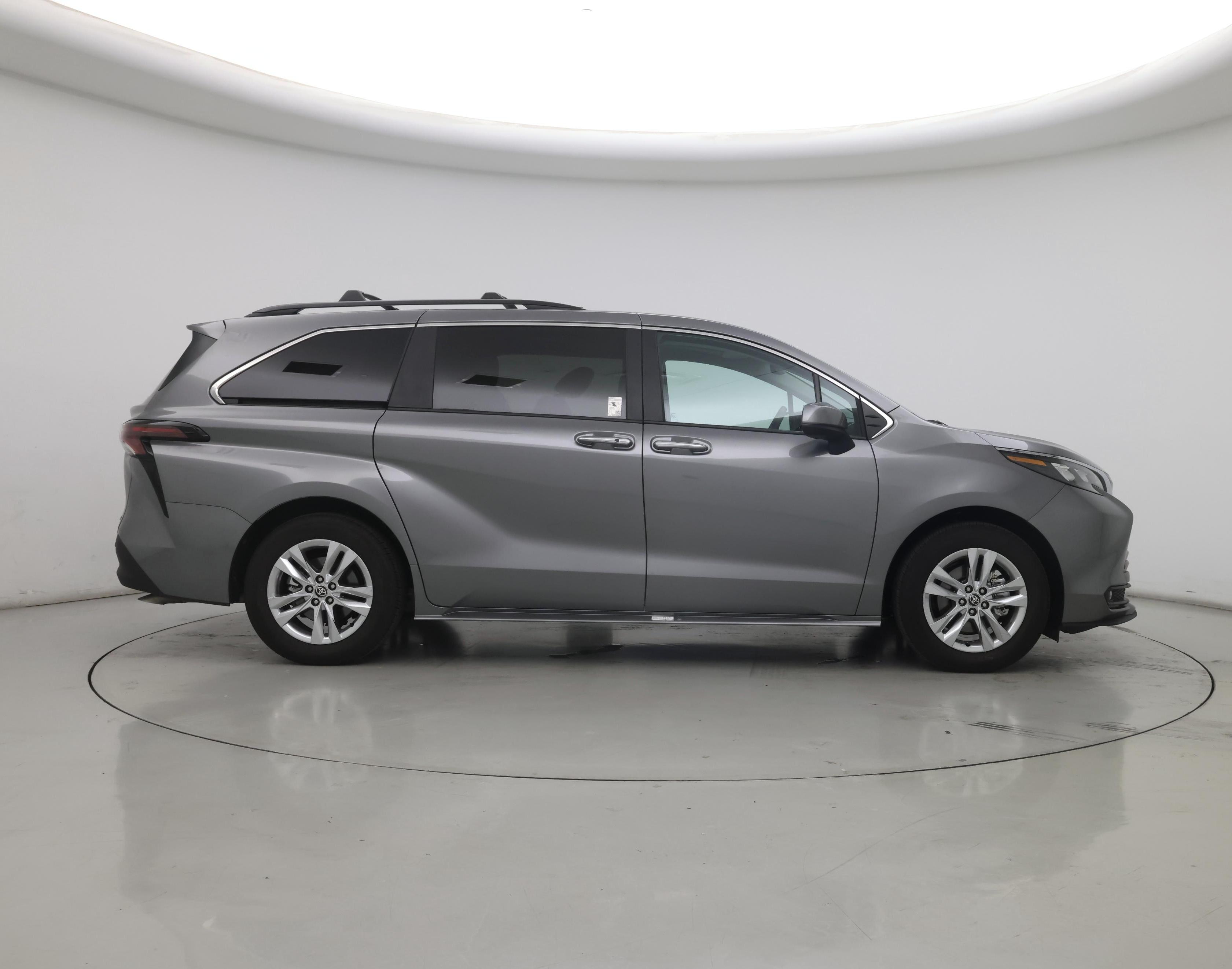 Thumbnail: 2026 Toyota Sienna - 7