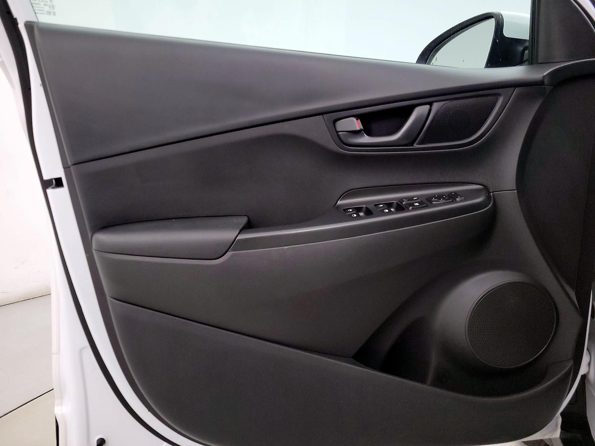Thumbnail: 2023 Hyundai Kona - 12