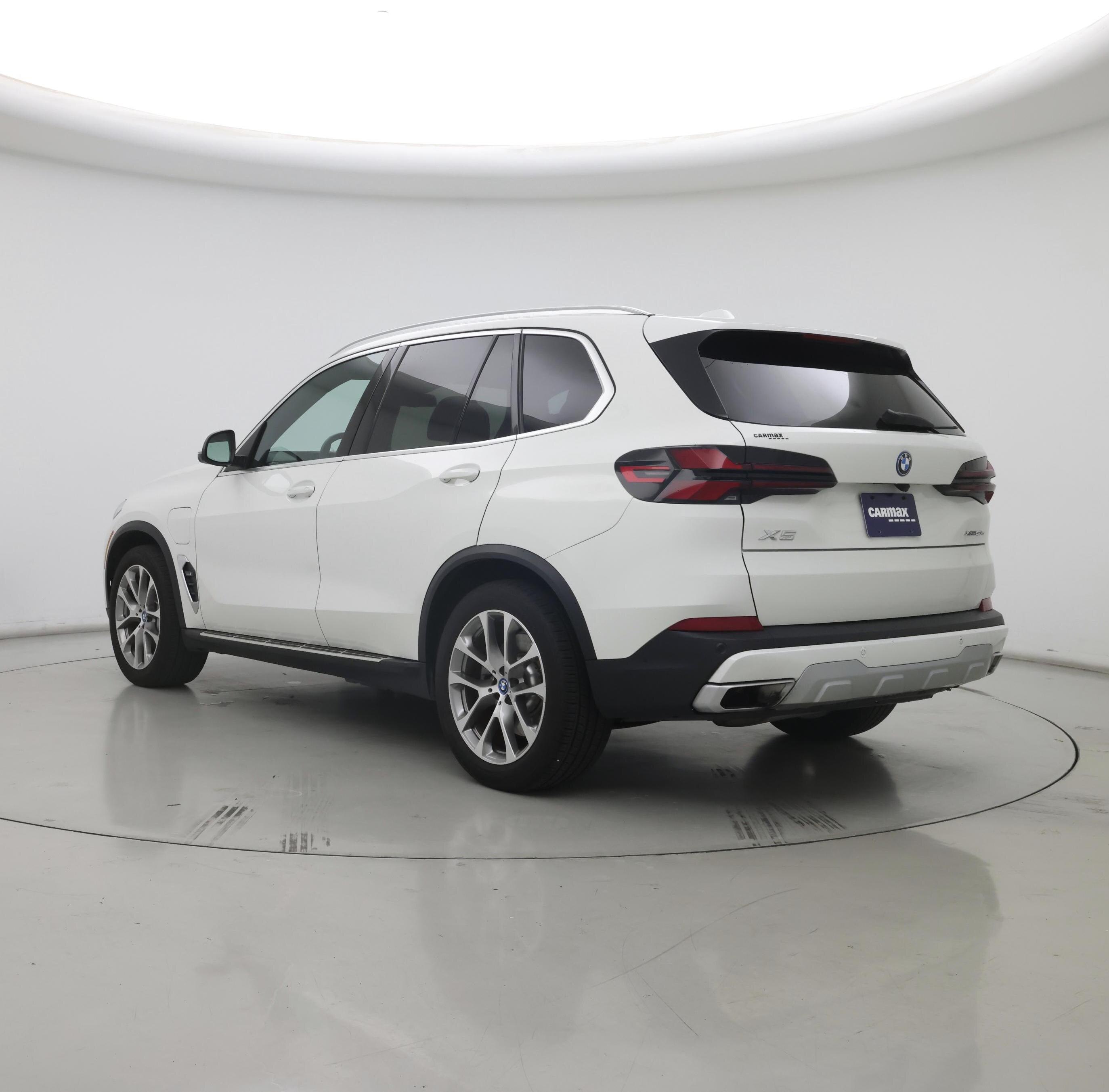Thumbnail: 2024 BMW X5 - 2
