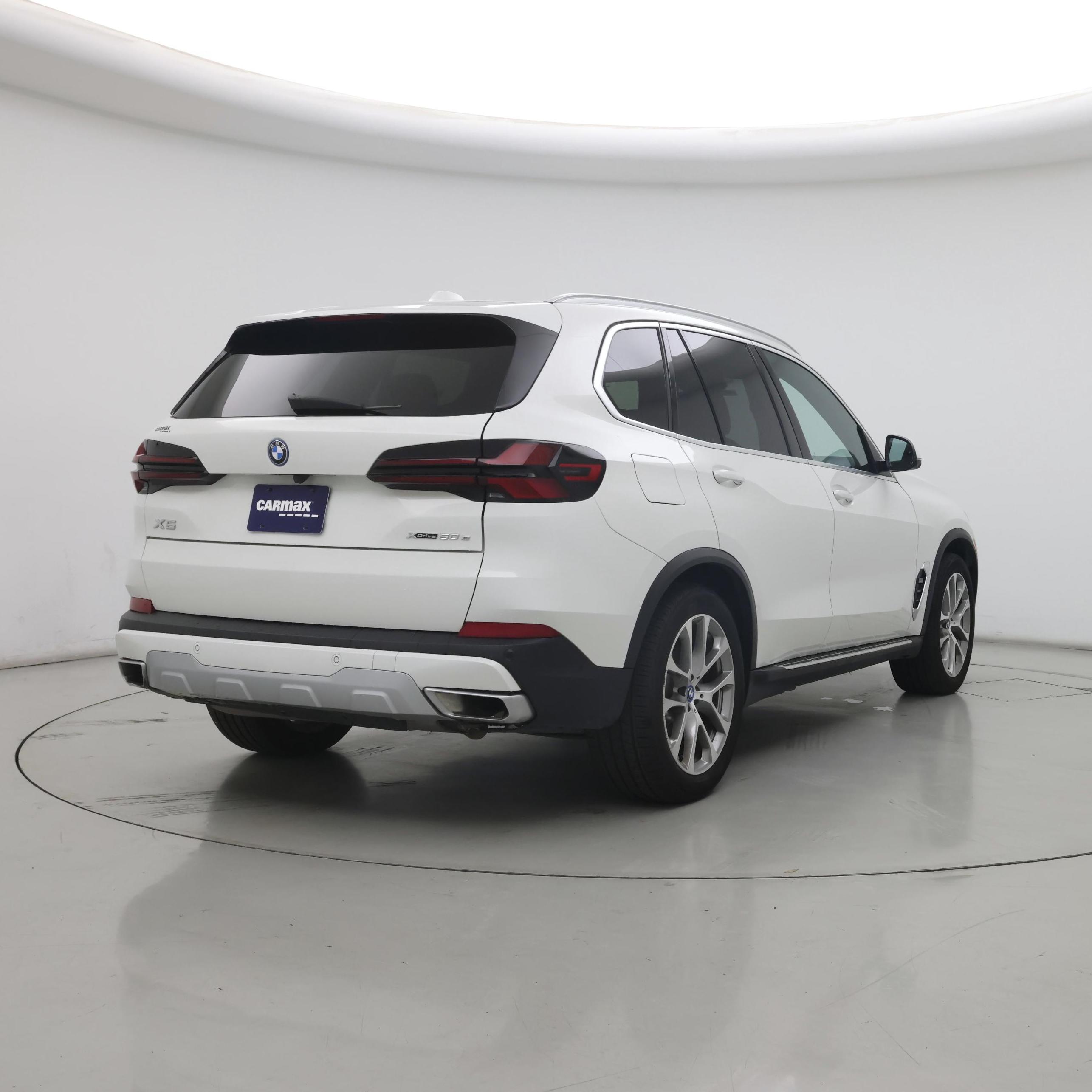 Thumbnail: 2024 BMW X5 - 8