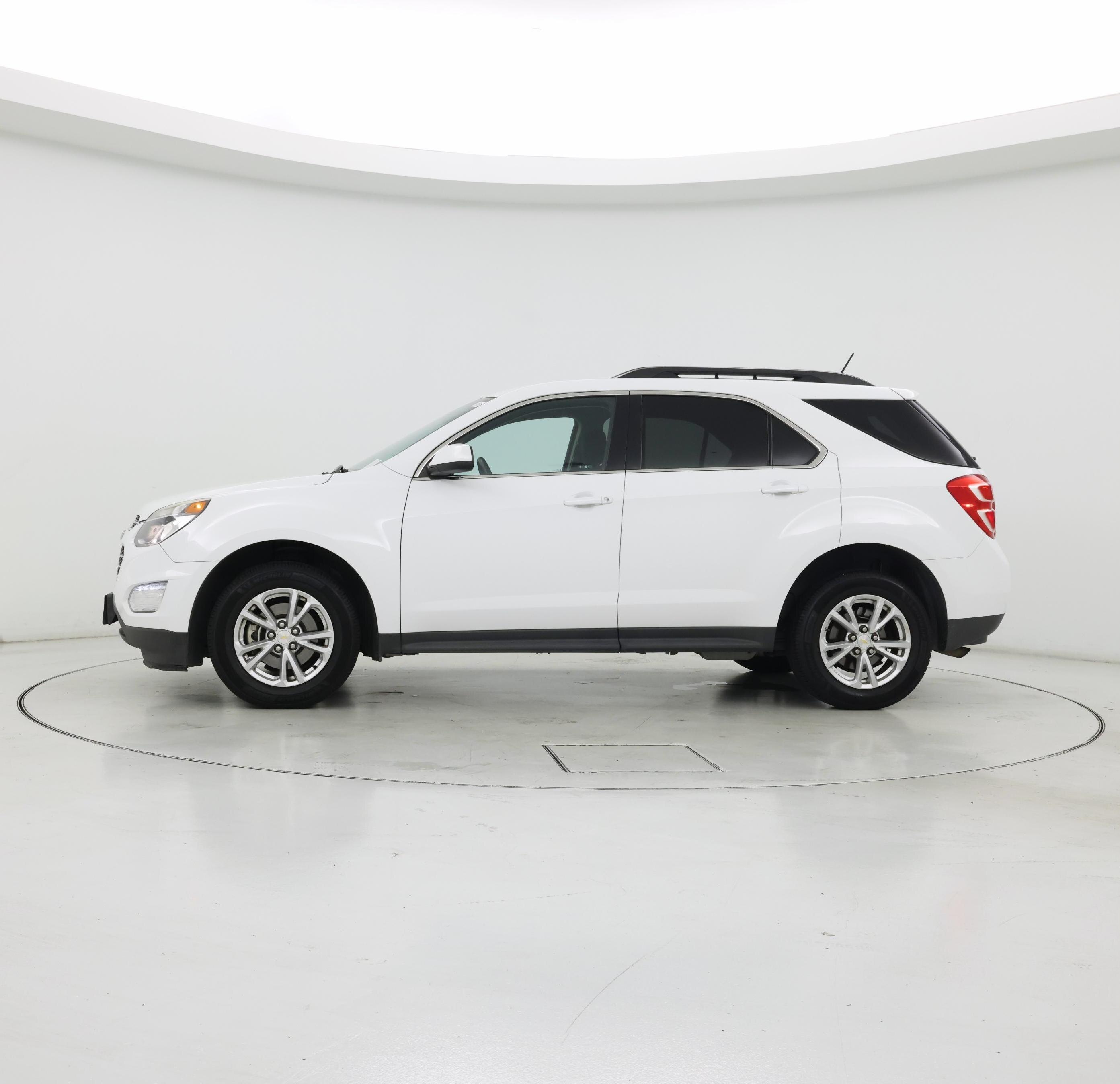 Thumbnail: 2016 Chevrolet Equinox - 3