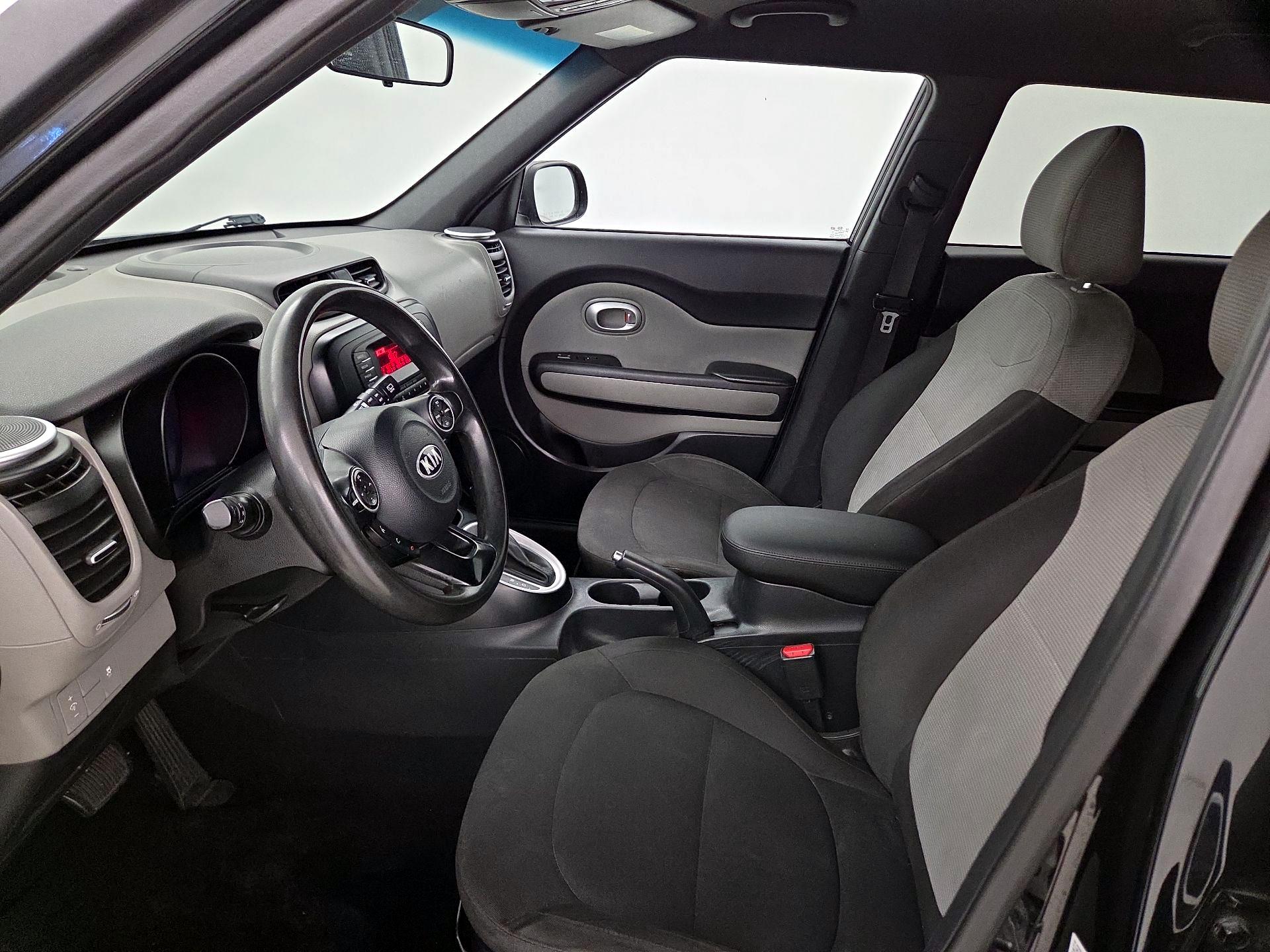 Thumbnail: 2016 Kia Soul - 11