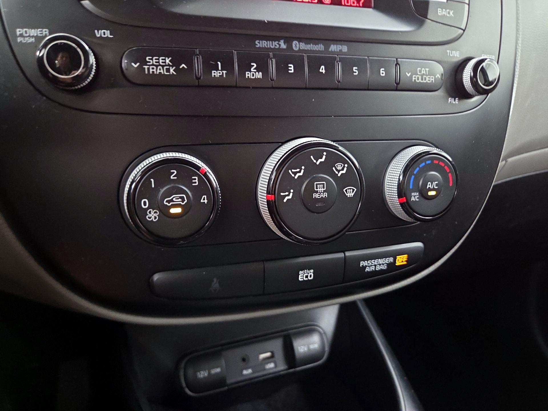 Thumbnail: 2016 Kia Soul - 15