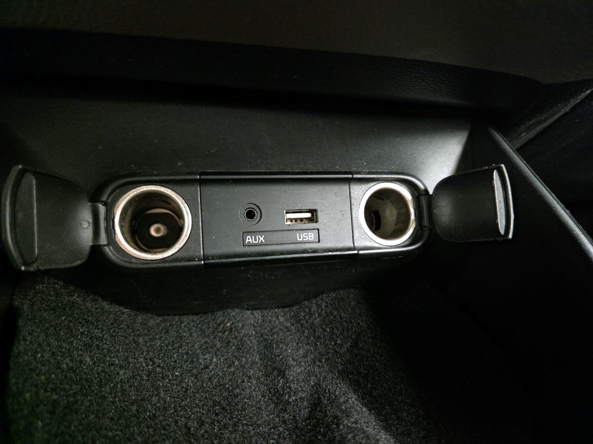 Thumbnail: 2016 Kia Soul - 17