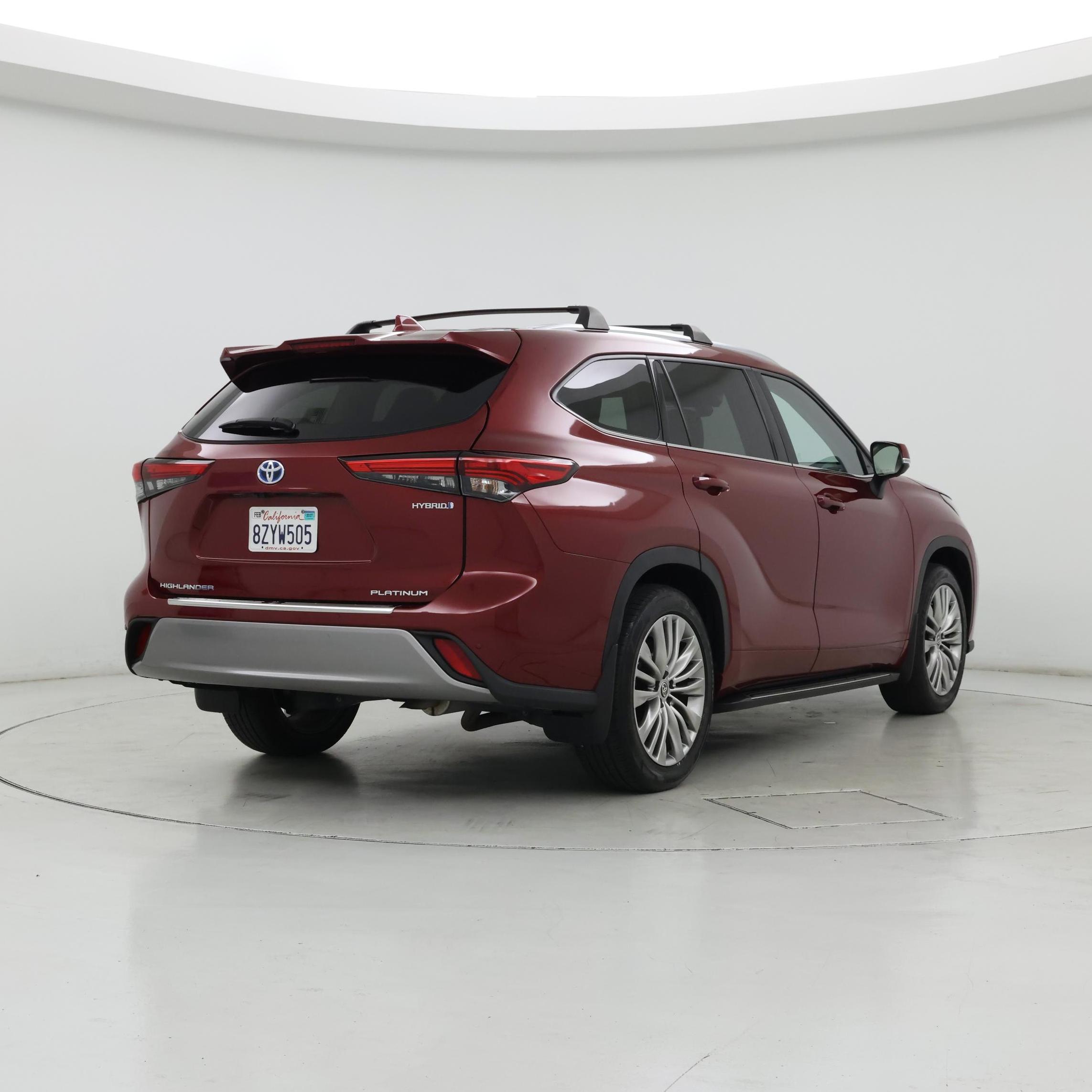 Thumbnail: 2022 Toyota Highlander - 8