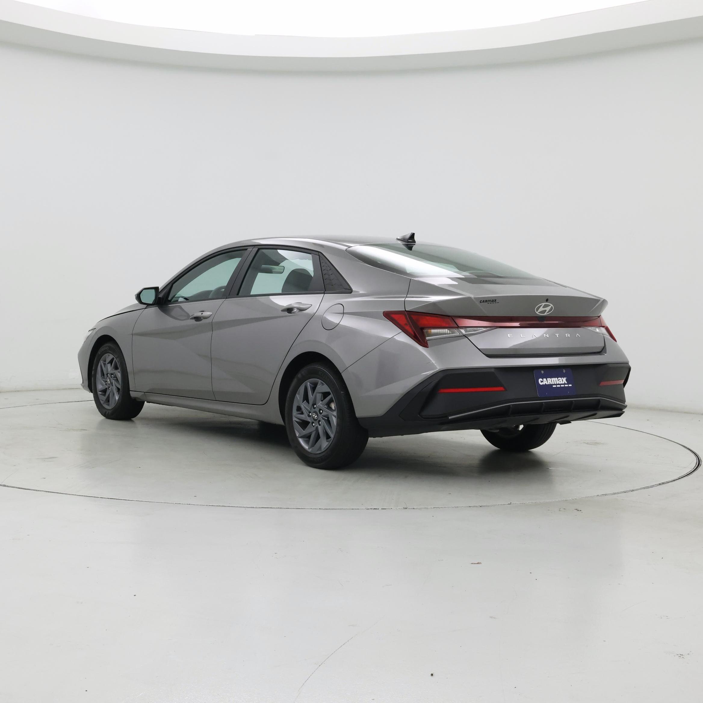 Thumbnail: 2024 Hyundai Elantra - 2
