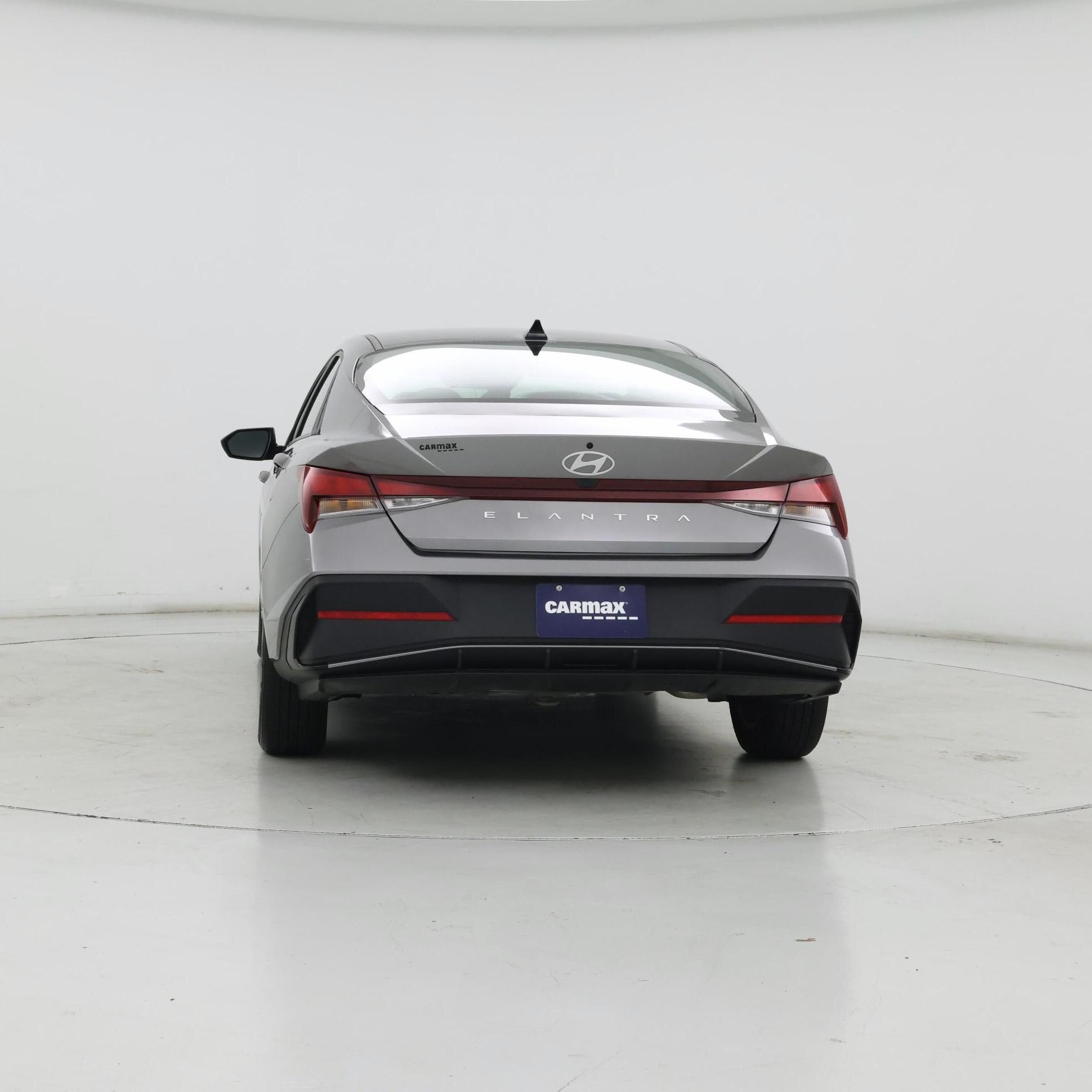 Thumbnail: 2024 Hyundai Elantra - 6