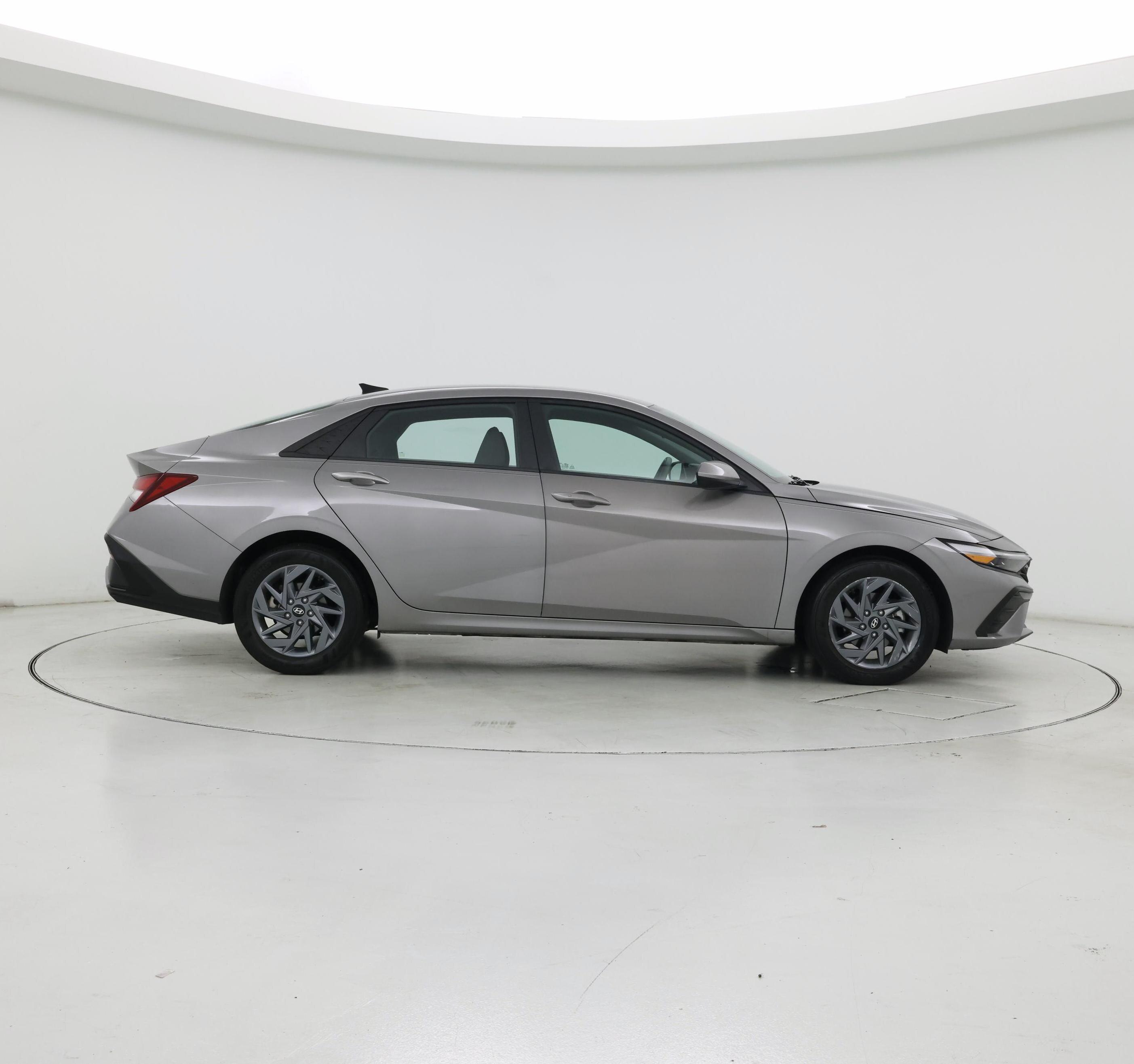 Thumbnail: 2024 Hyundai Elantra - 7