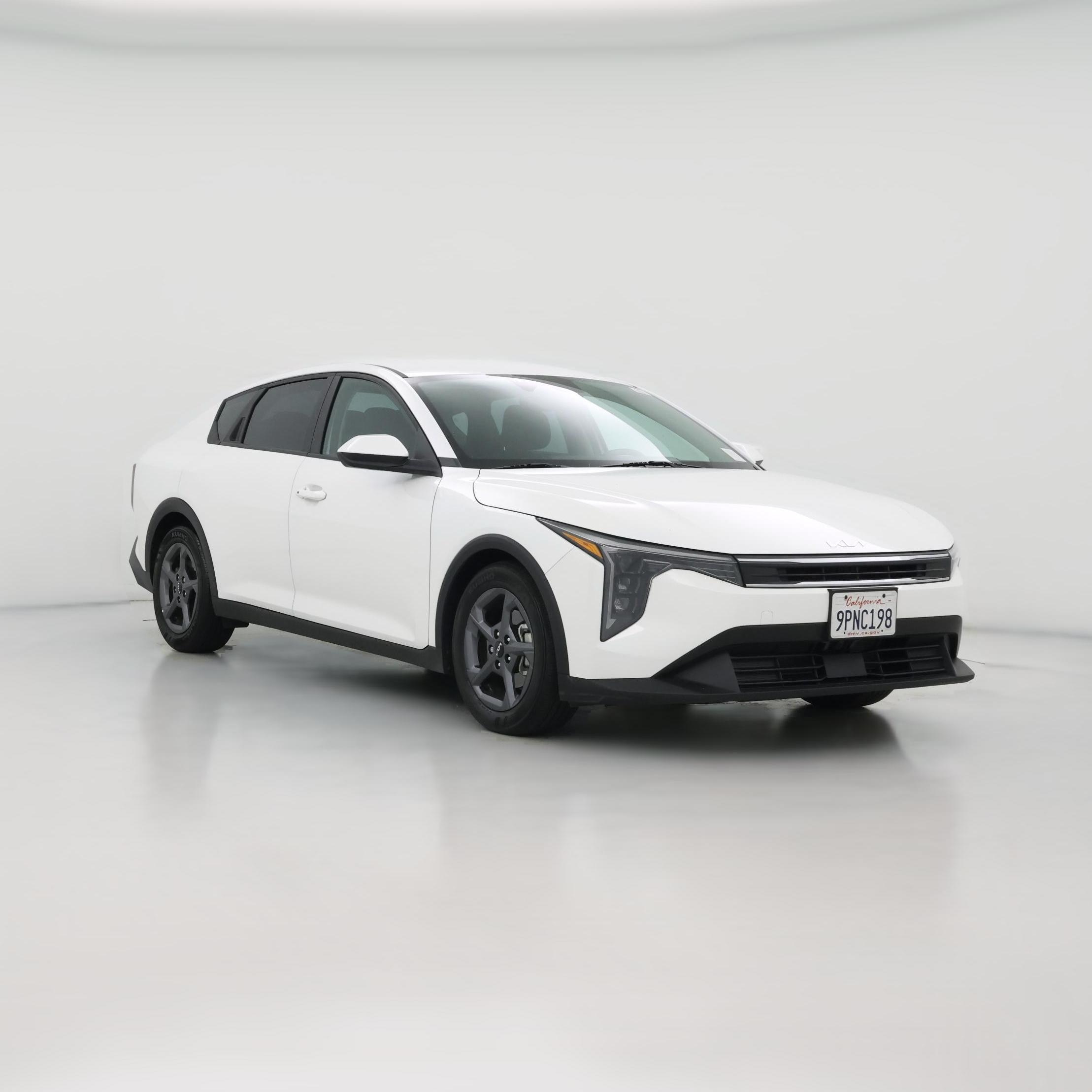 Thumbnail: 2025 Kia K4 - 1
