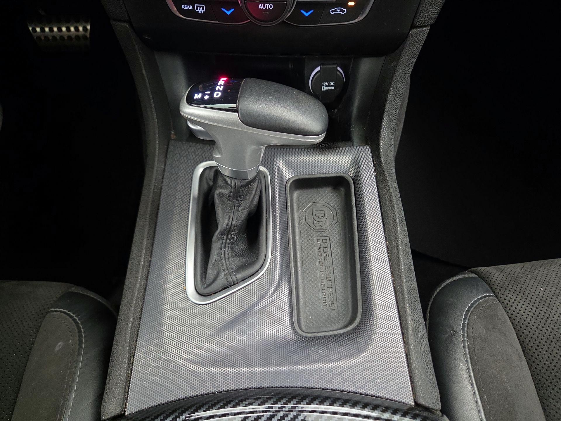Thumbnail: 2016 Dodge Charger - 17