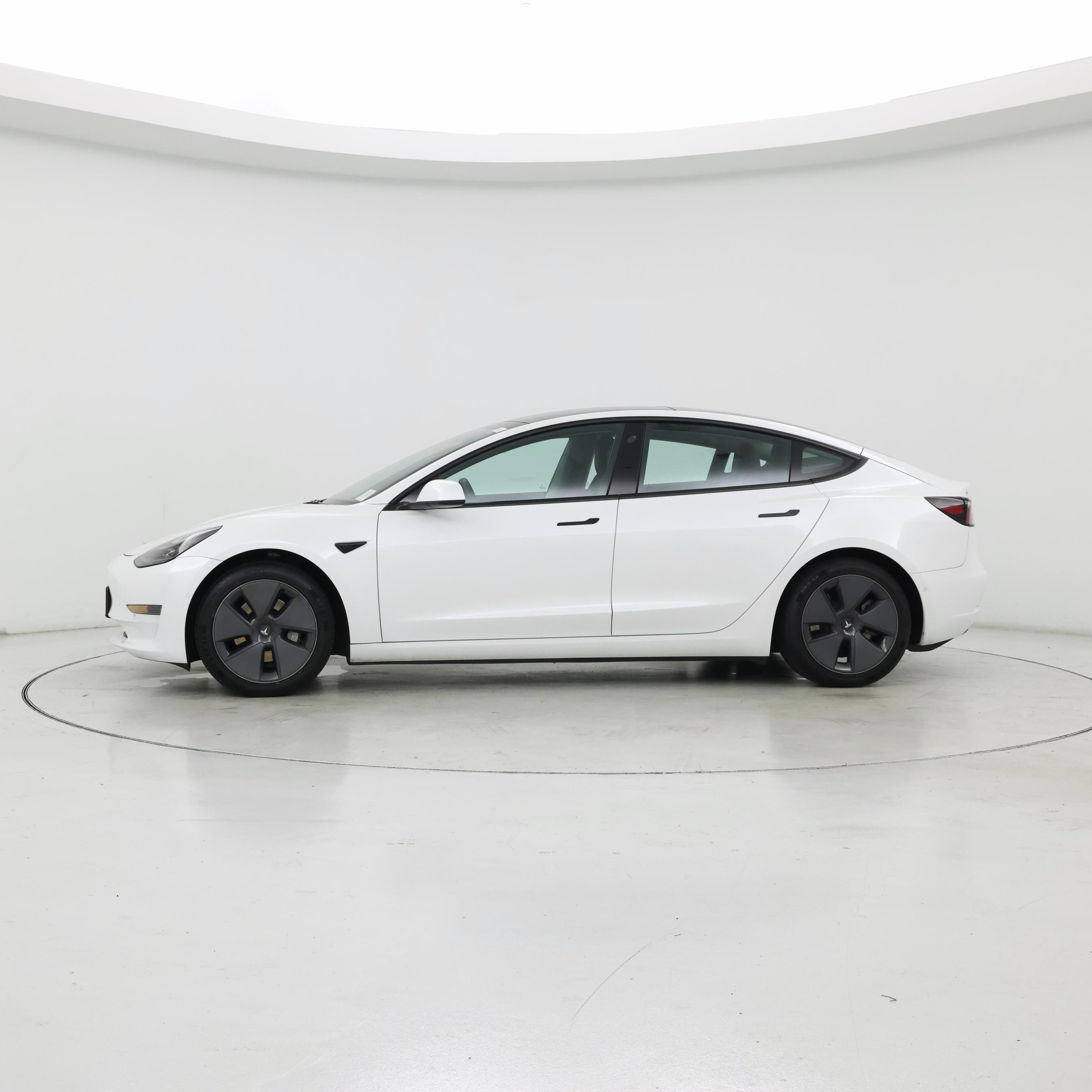 Thumbnail: 2021 Tesla Model 3 - 3