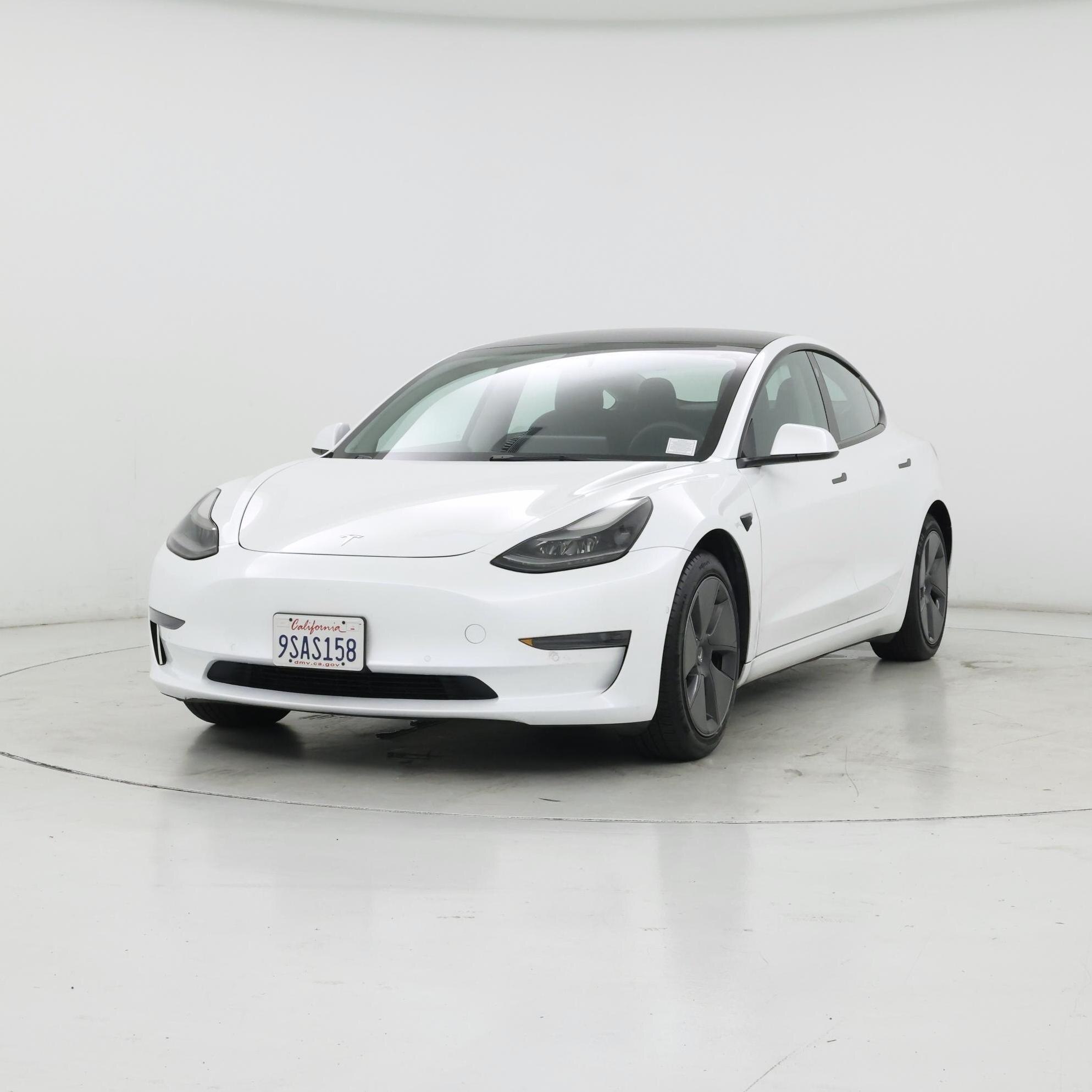Thumbnail: 2021 Tesla Model 3 - 4