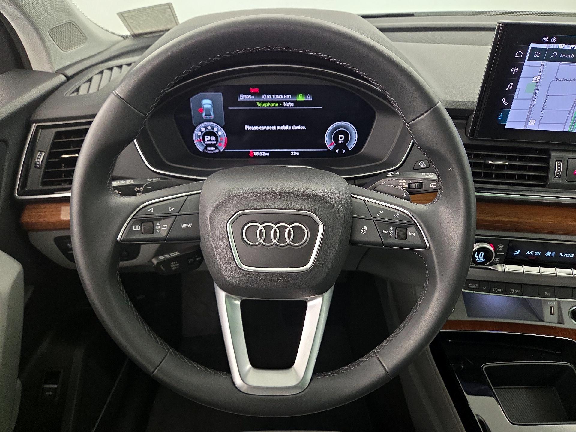 Thumbnail: 2022 Audi Q5 - 10
