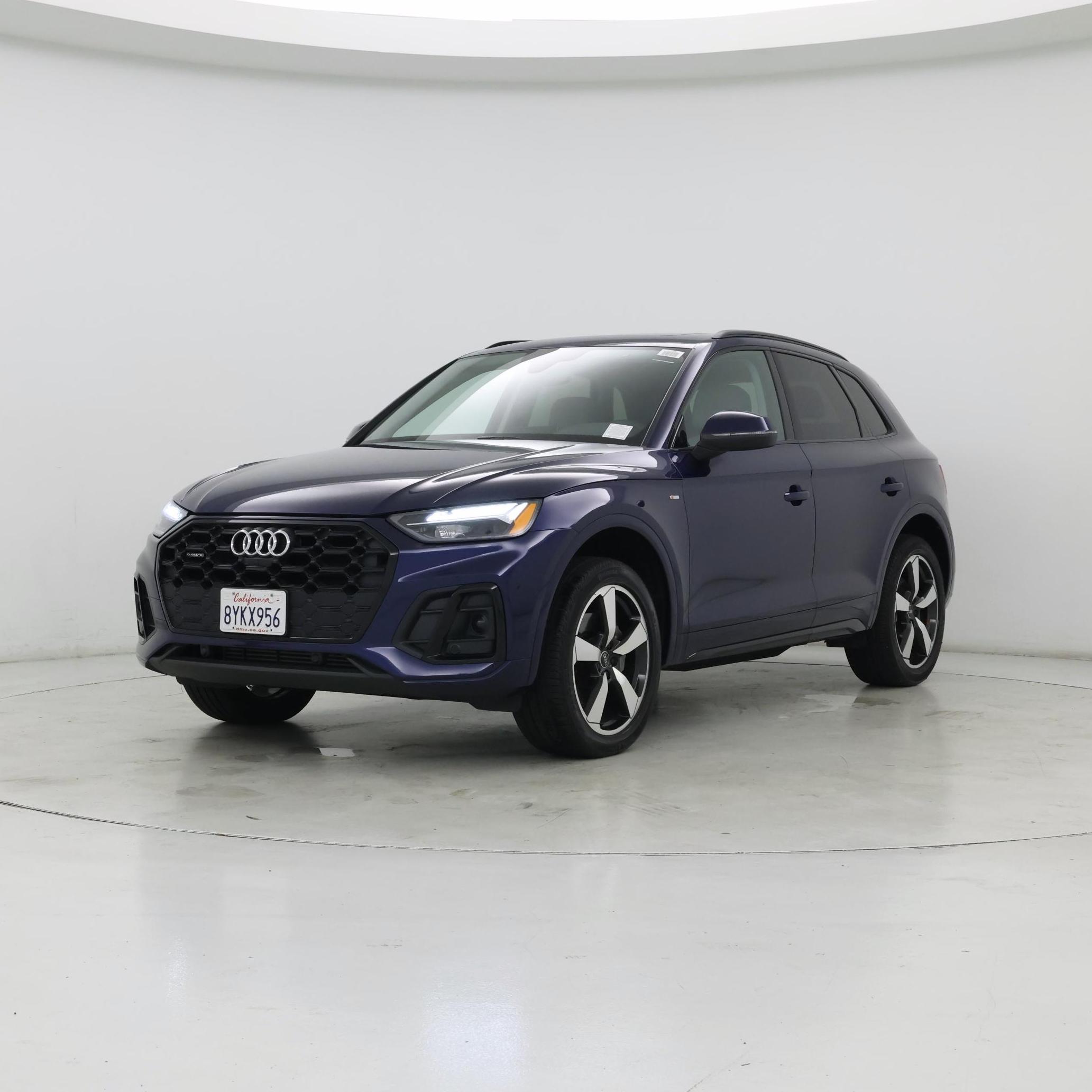 Thumbnail: 2022 Audi Q5 - 4