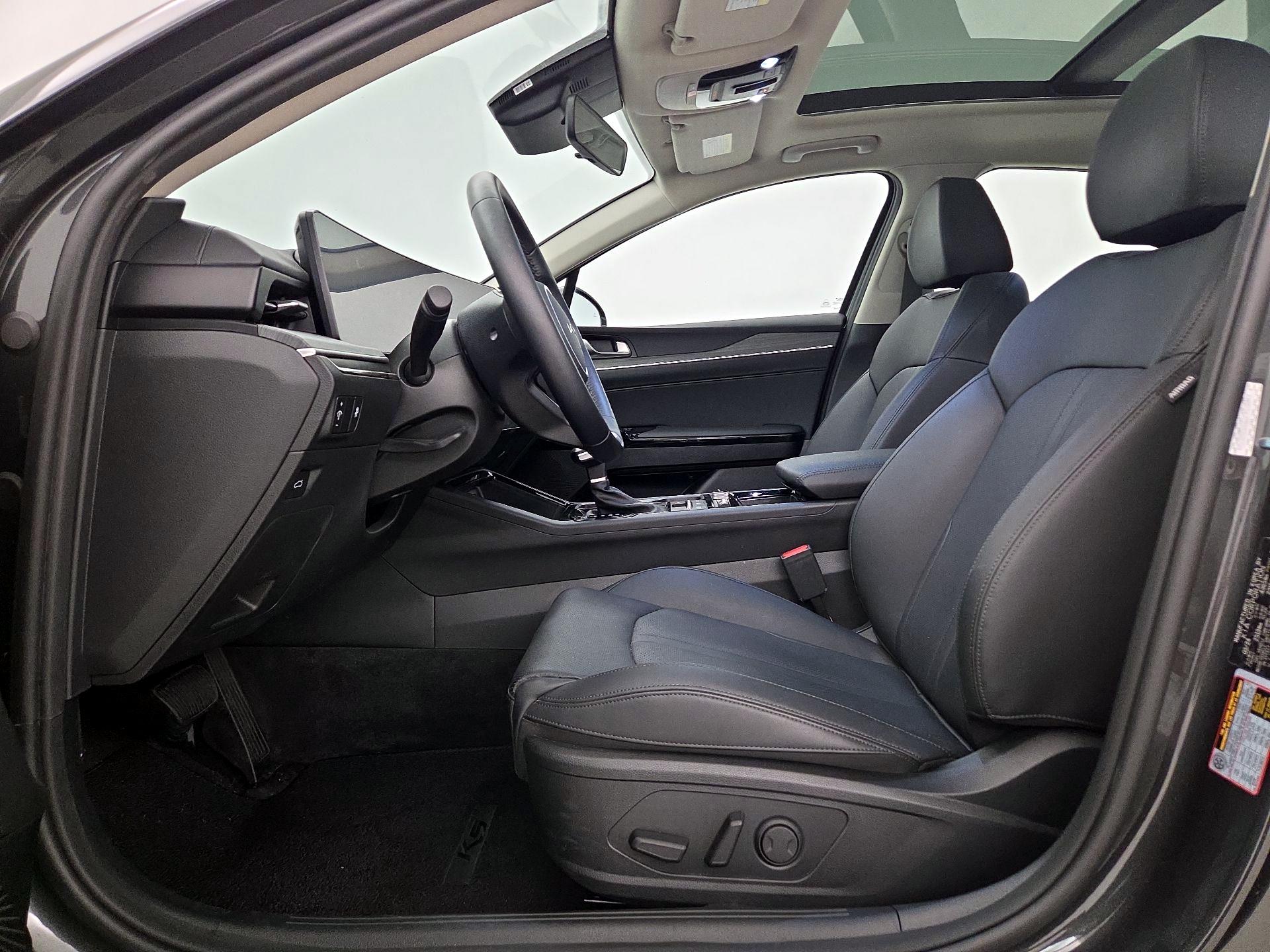Thumbnail: 2025 Kia K5 - 11