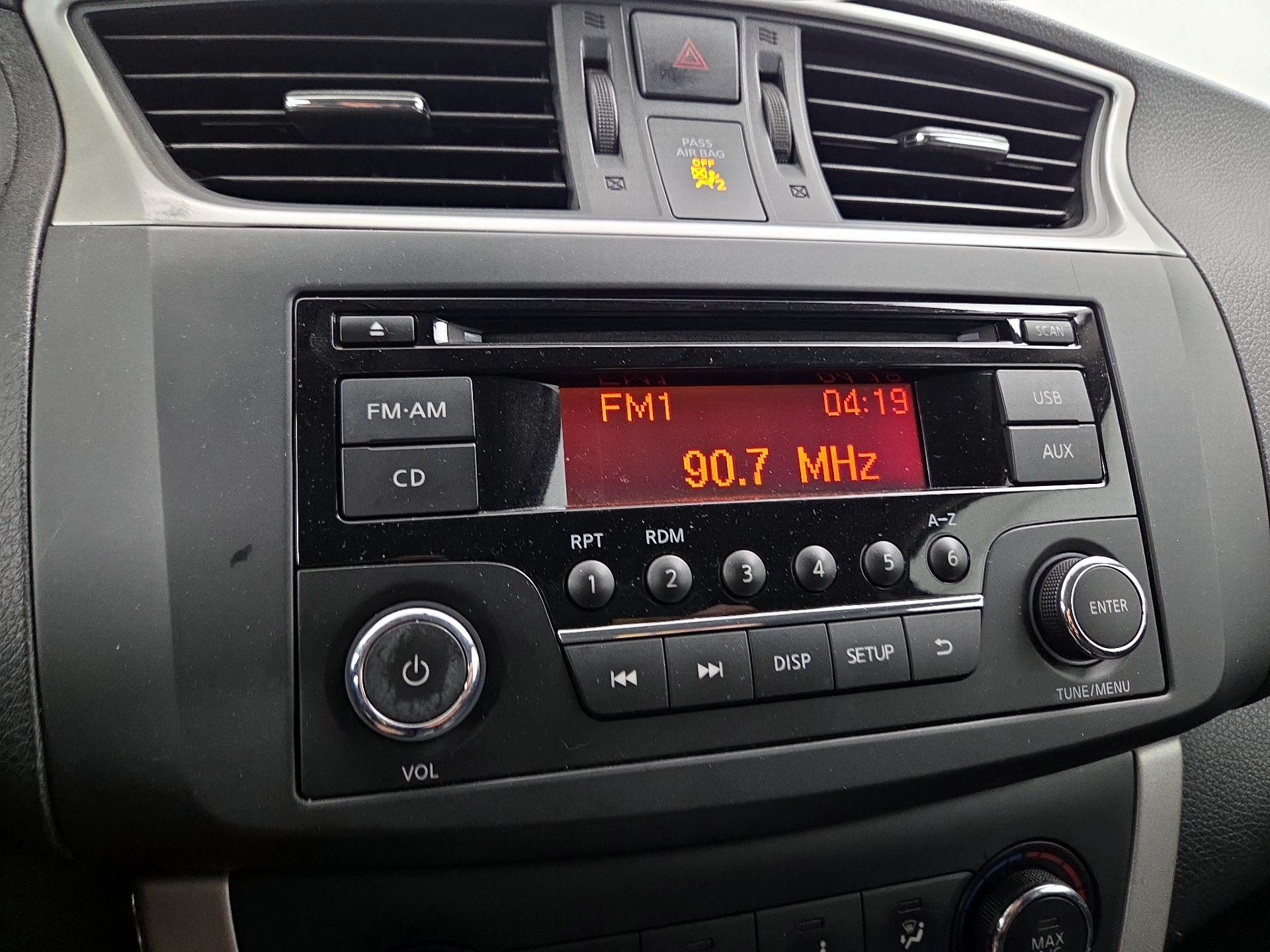 Thumbnail: 2015 Nissan Sentra - 14