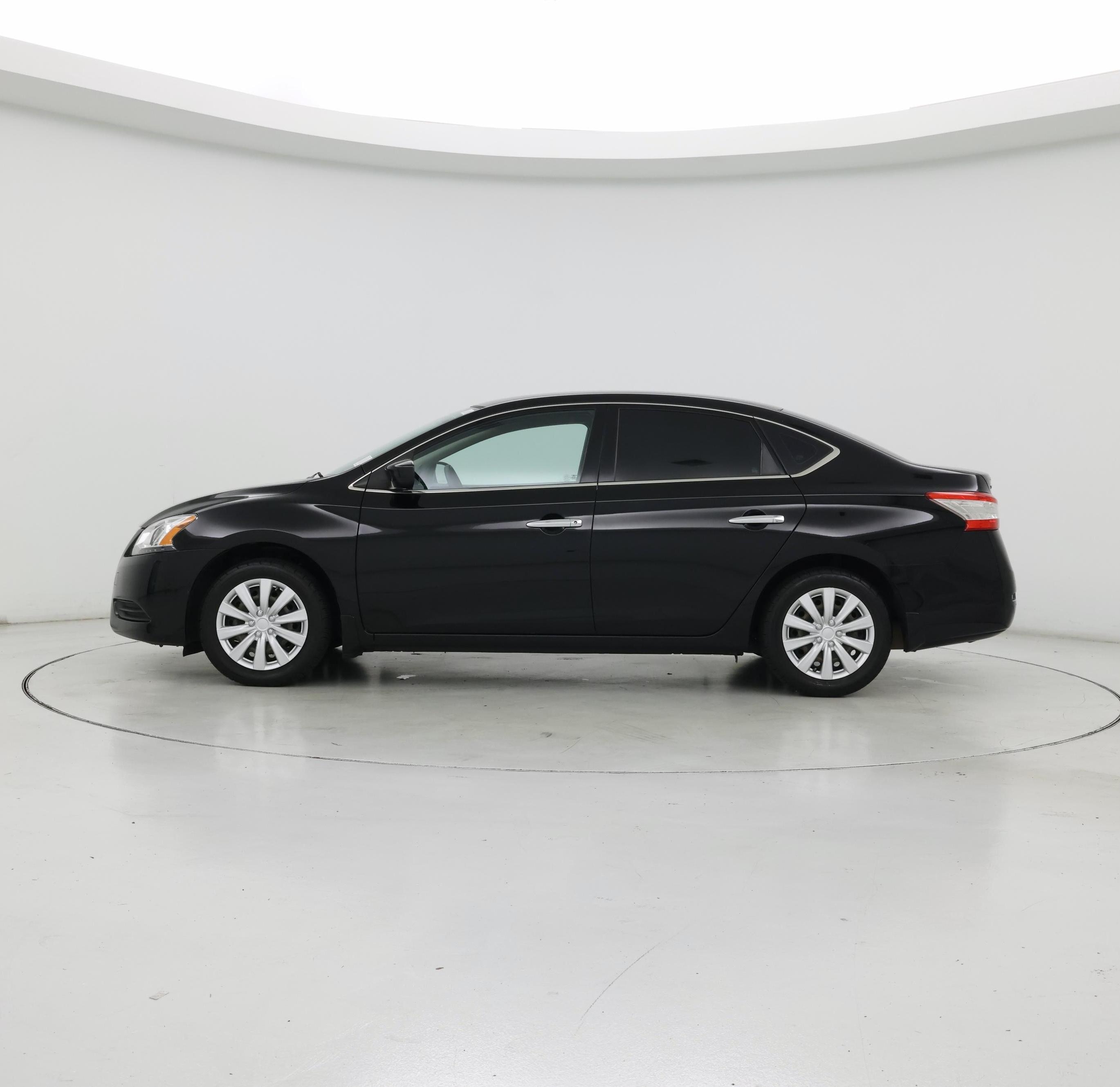 Thumbnail: 2015 Nissan Sentra - 3