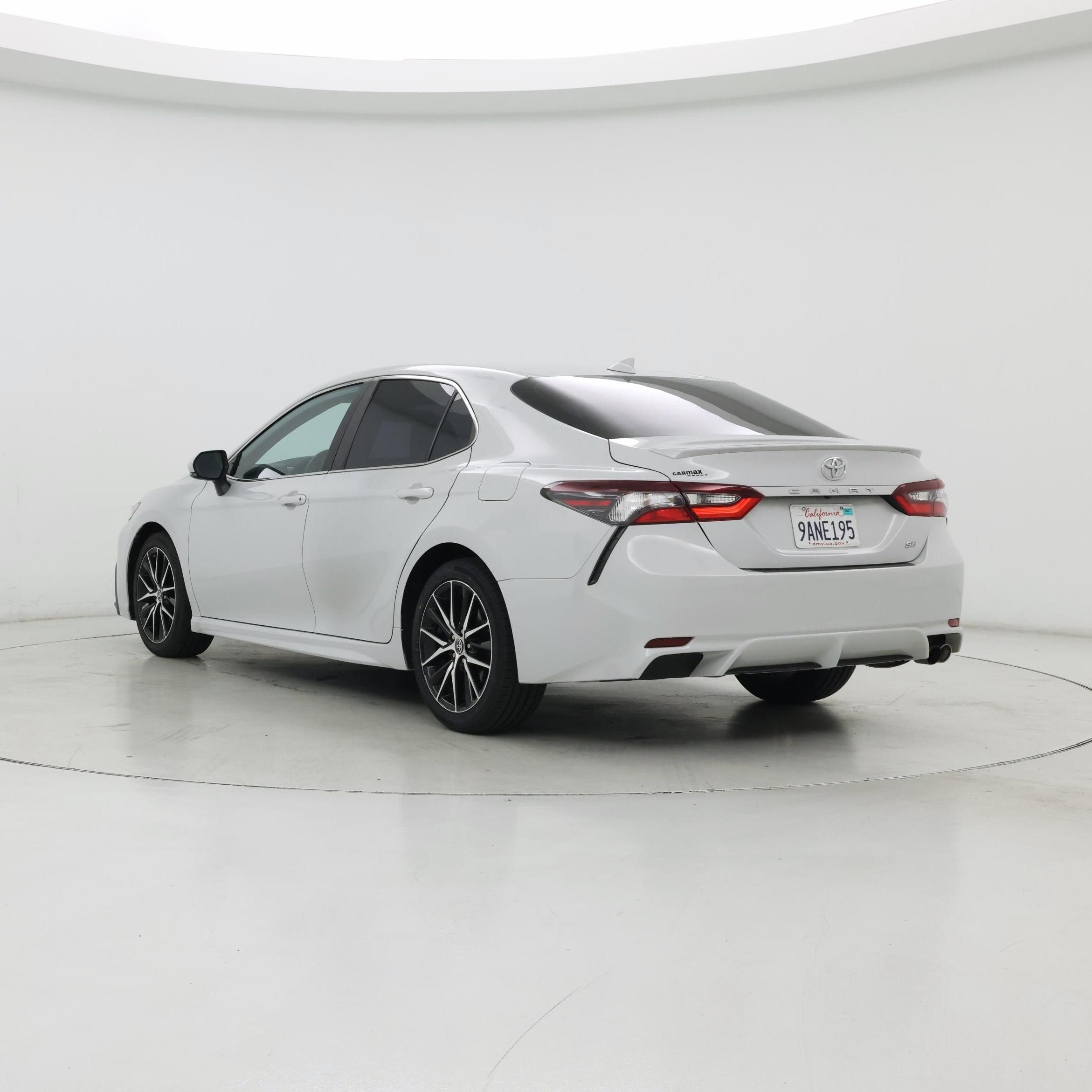 Thumbnail: 2022 Toyota Camry - 2