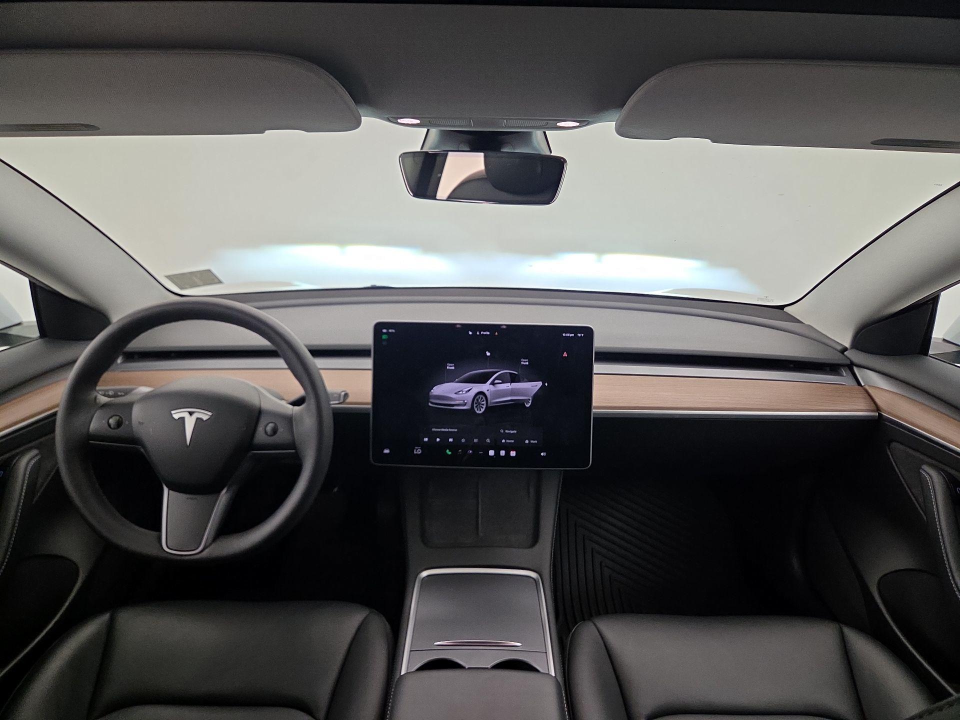 Thumbnail: 2022 Tesla Model 3 - 9