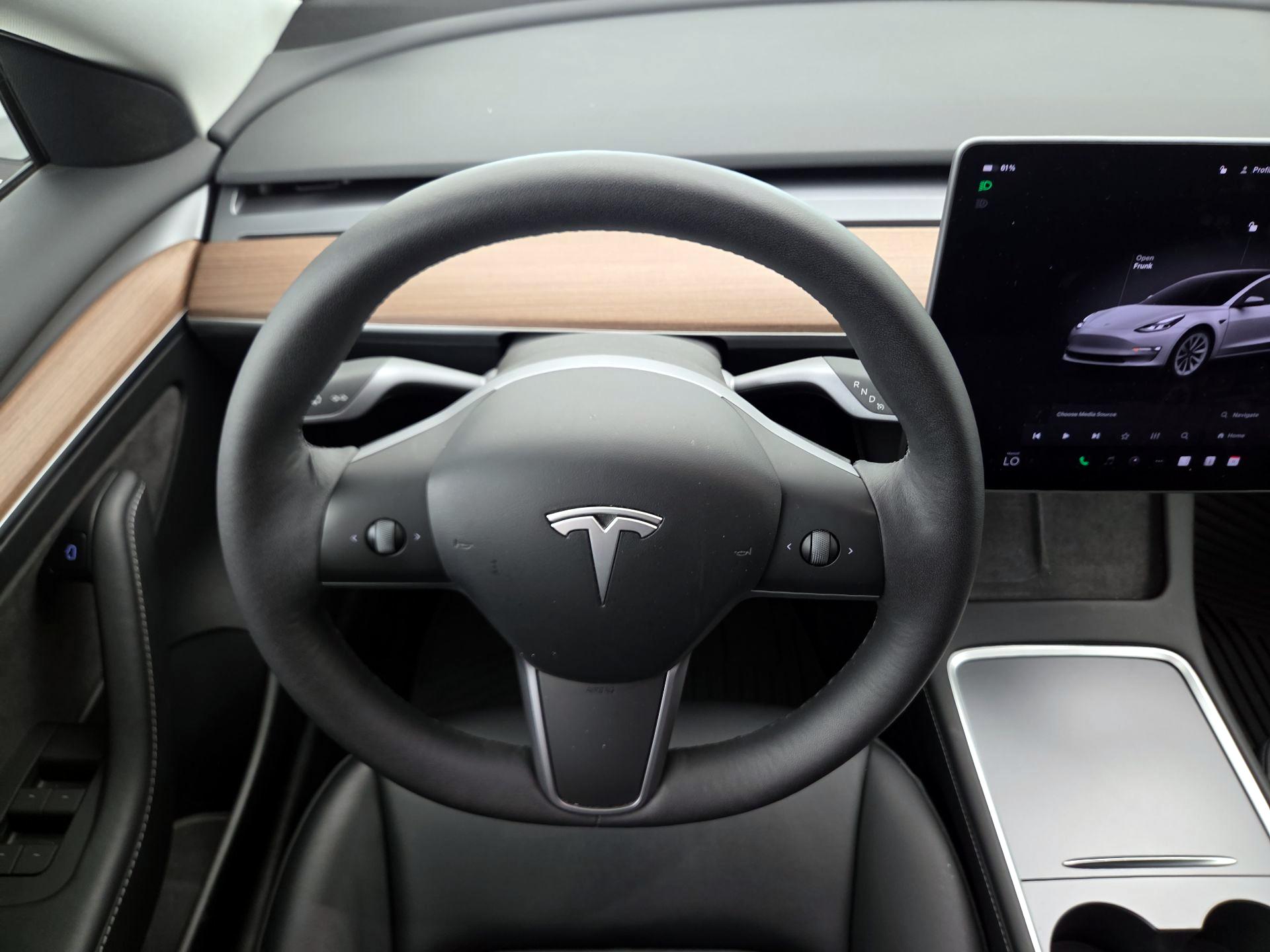 Thumbnail: 2022 Tesla Model 3 - 10