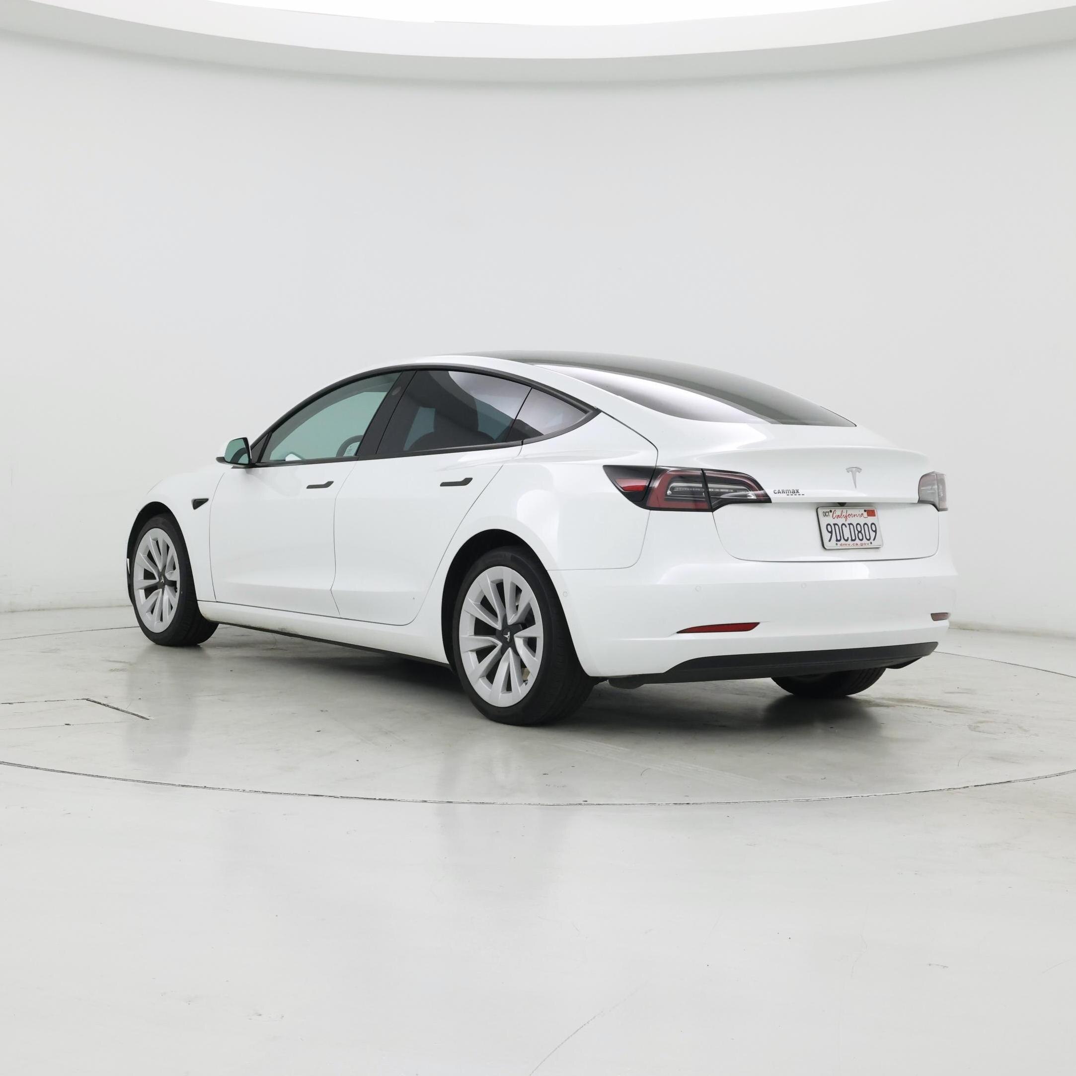 Thumbnail: 2022 Tesla Model 3 - 2