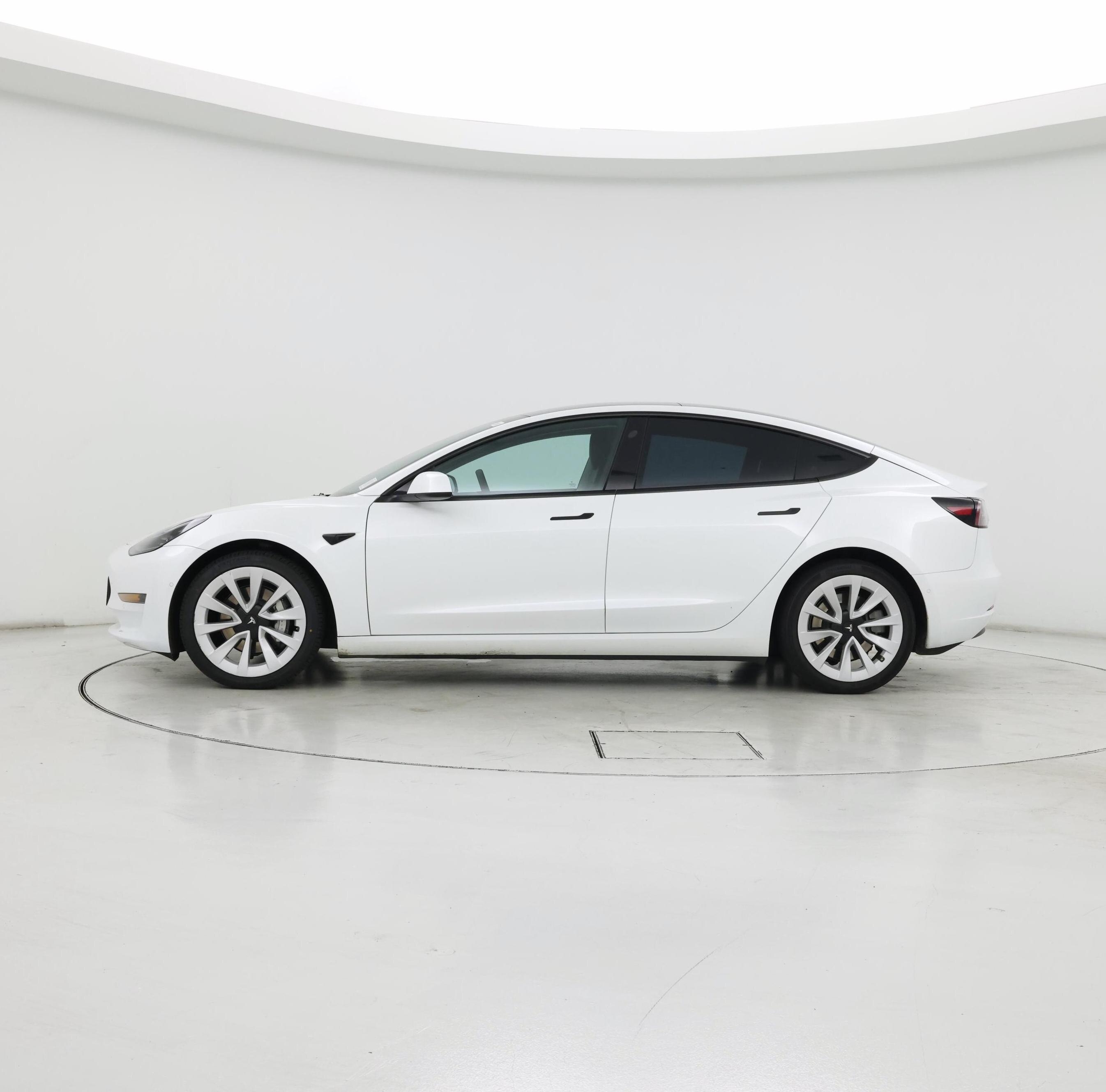 Thumbnail: 2022 Tesla Model 3 - 3