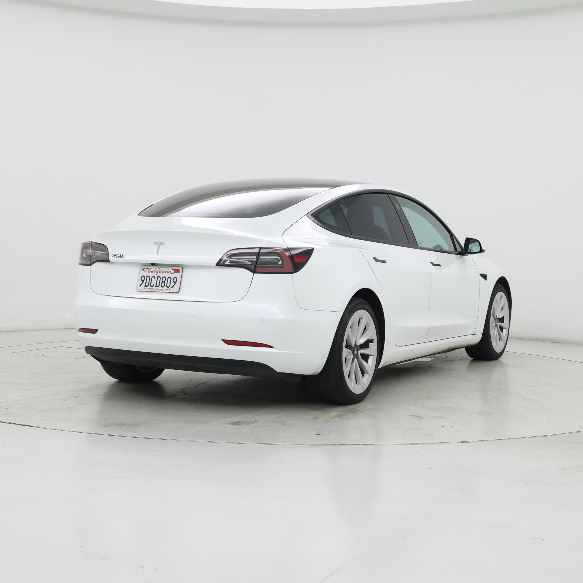 Thumbnail: 2022 Tesla Model 3 - 8