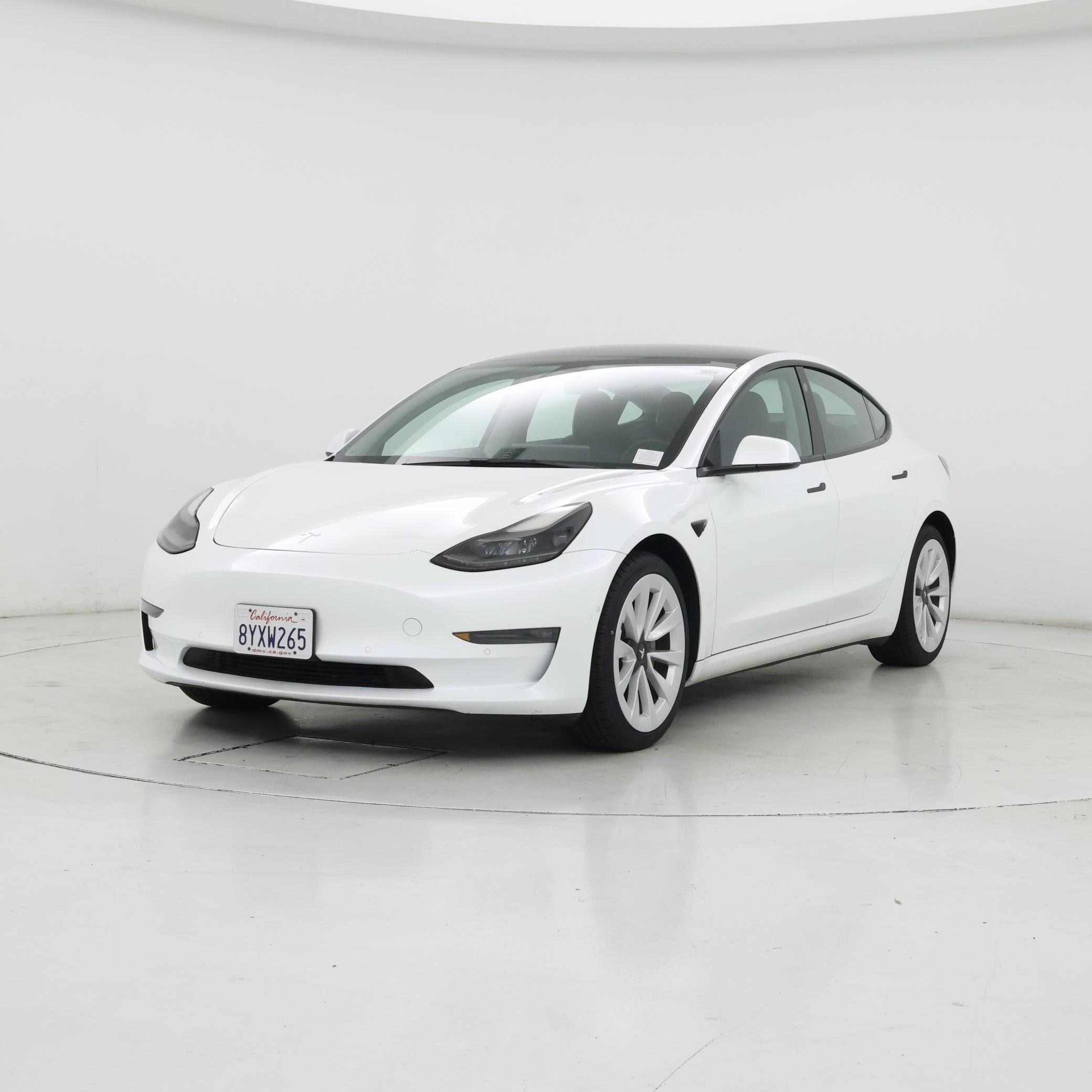 Thumbnail: 2021 Tesla Model 3 - 4