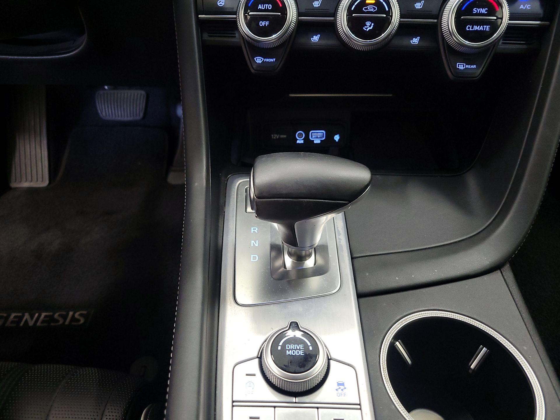 Thumbnail: 2019 Genesis G70 - 18