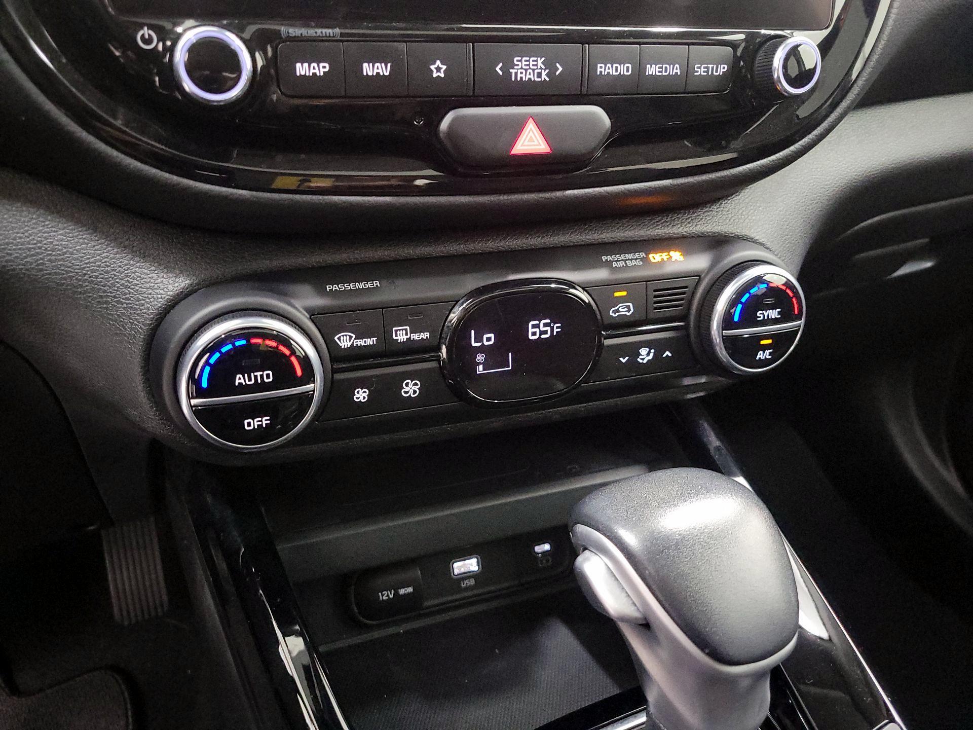 Thumbnail: 2023 Kia Soul - 17