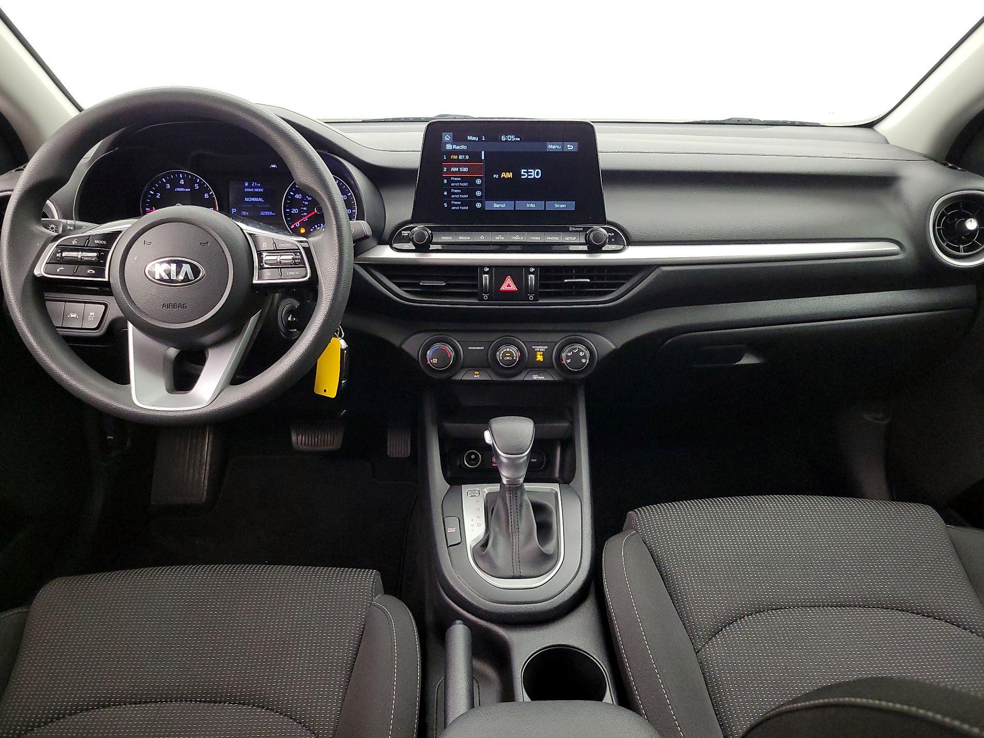 Thumbnail: 2020 Kia Forte - 9