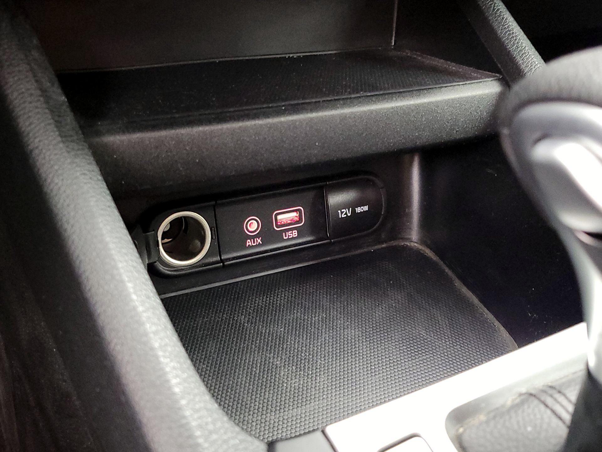Thumbnail: 2020 Kia Forte - 18