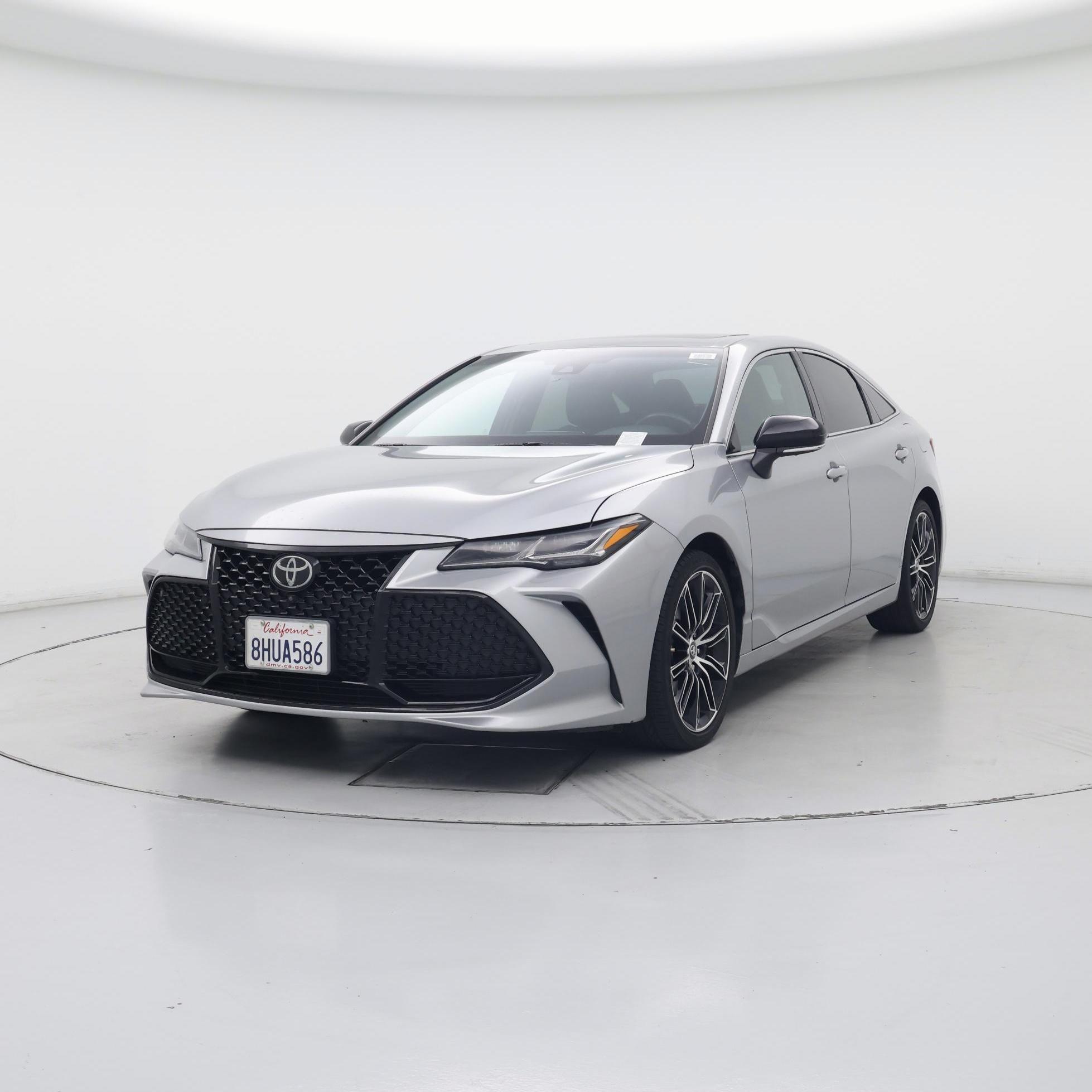 Thumbnail: 2019 Toyota Avalon - 4